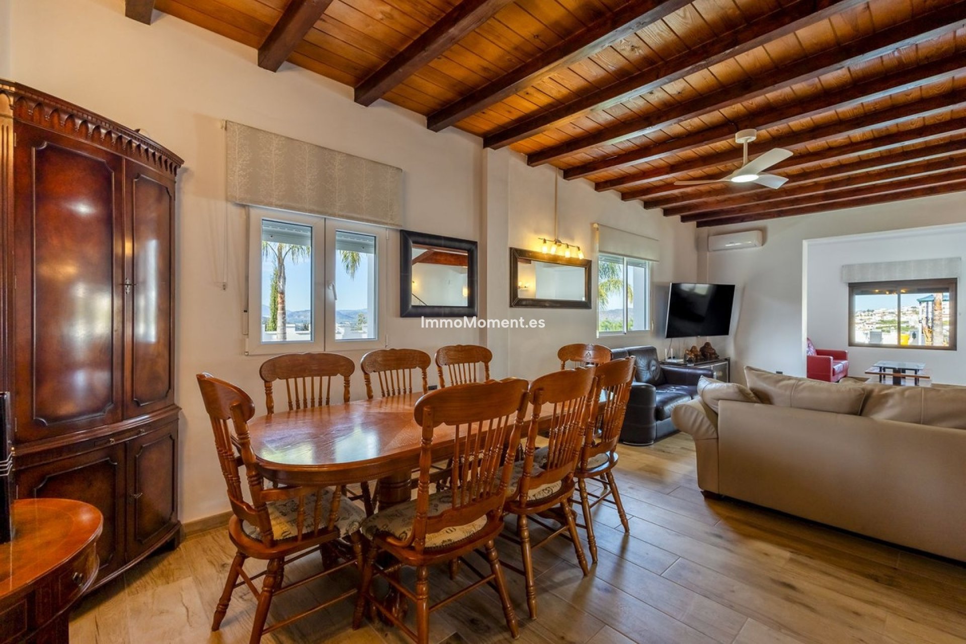 Wiederverkauf - Villa -   Inländisch - Alhaurín el Grande Centro