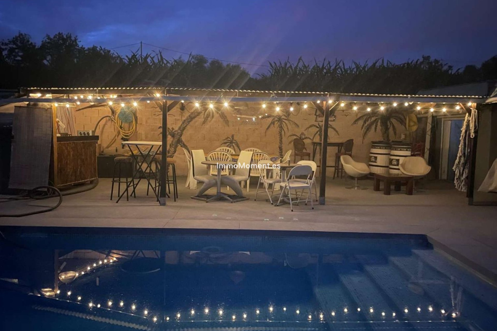 Wiederverkauf - Villa -   Inländisch - Alhaurín el Grande Centro