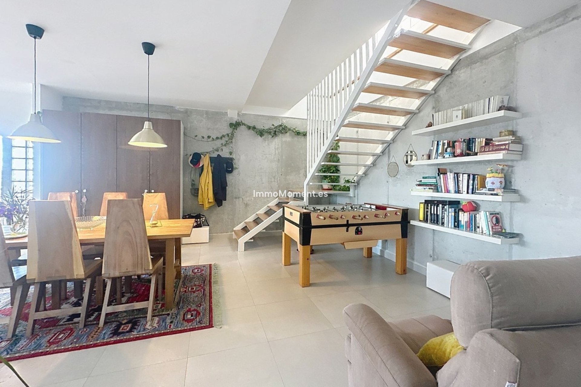 Wiederverkauf - Villa -   Inländisch - Alhaurín el Grande Centro