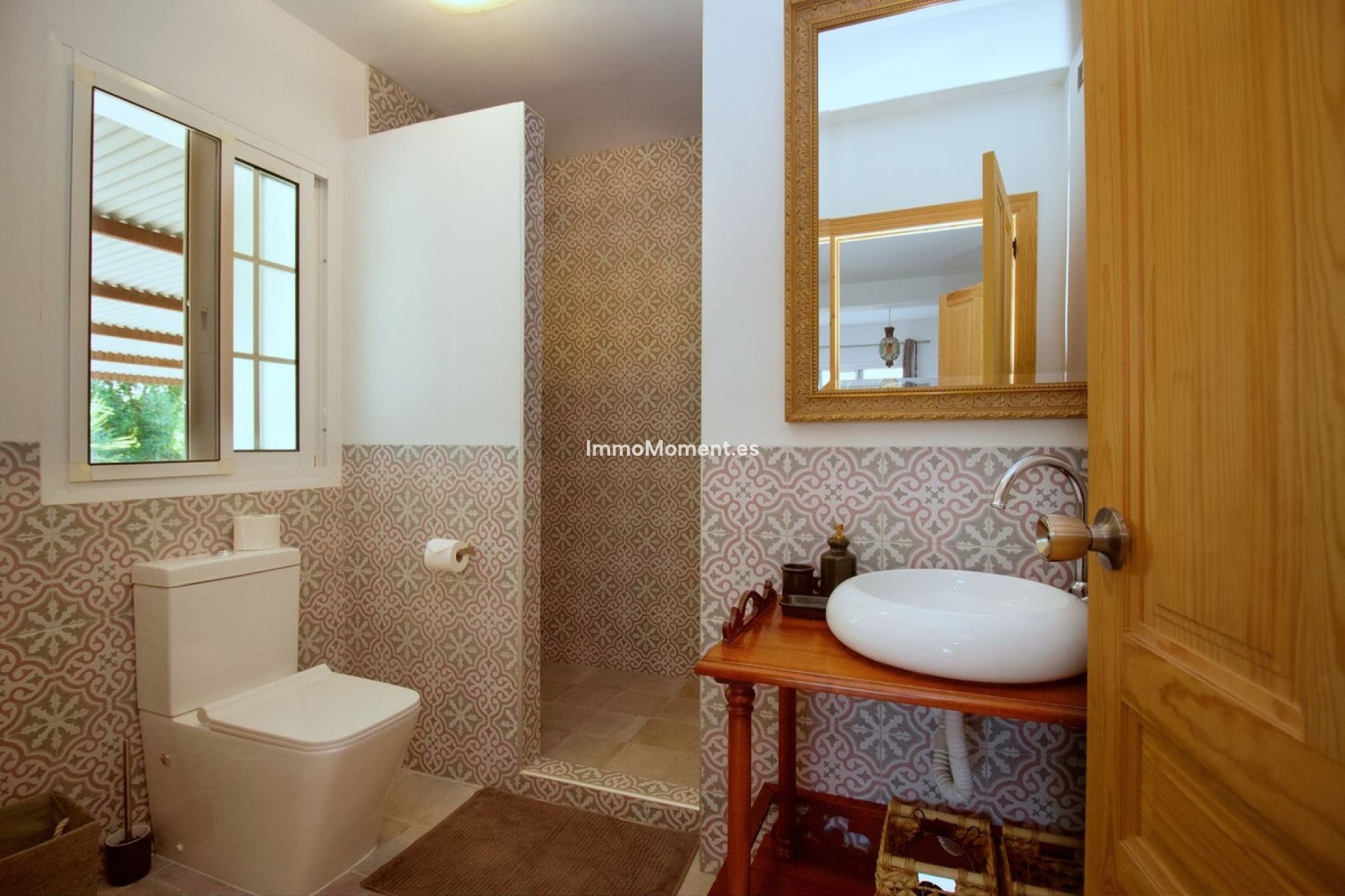 Wiederverkauf - Villa -   Inländisch - Alhaurín el Grande Centro