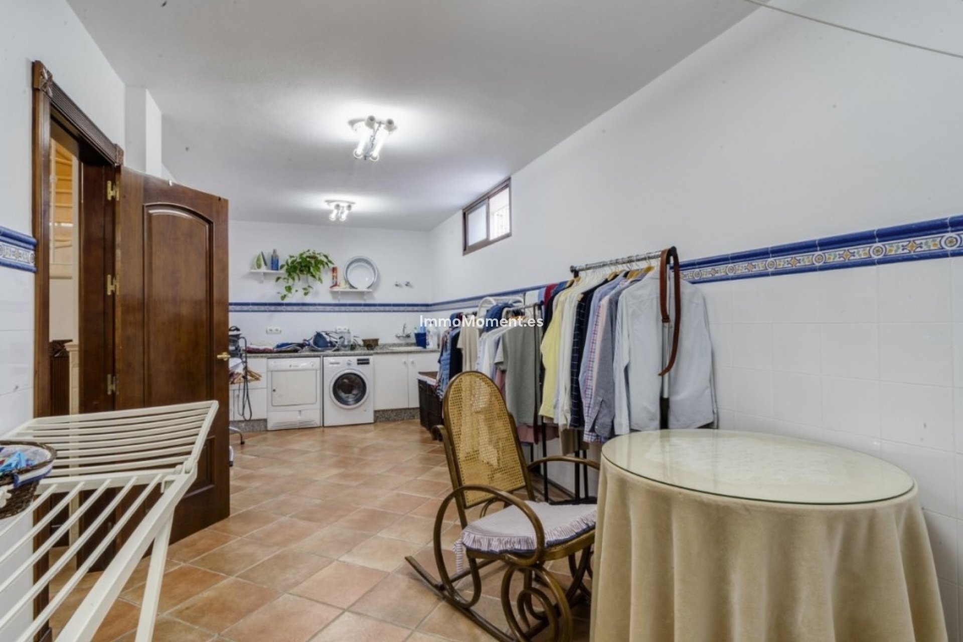 Wiederverkauf - Villa -   Inländisch - Alhaurín el Grande Centro