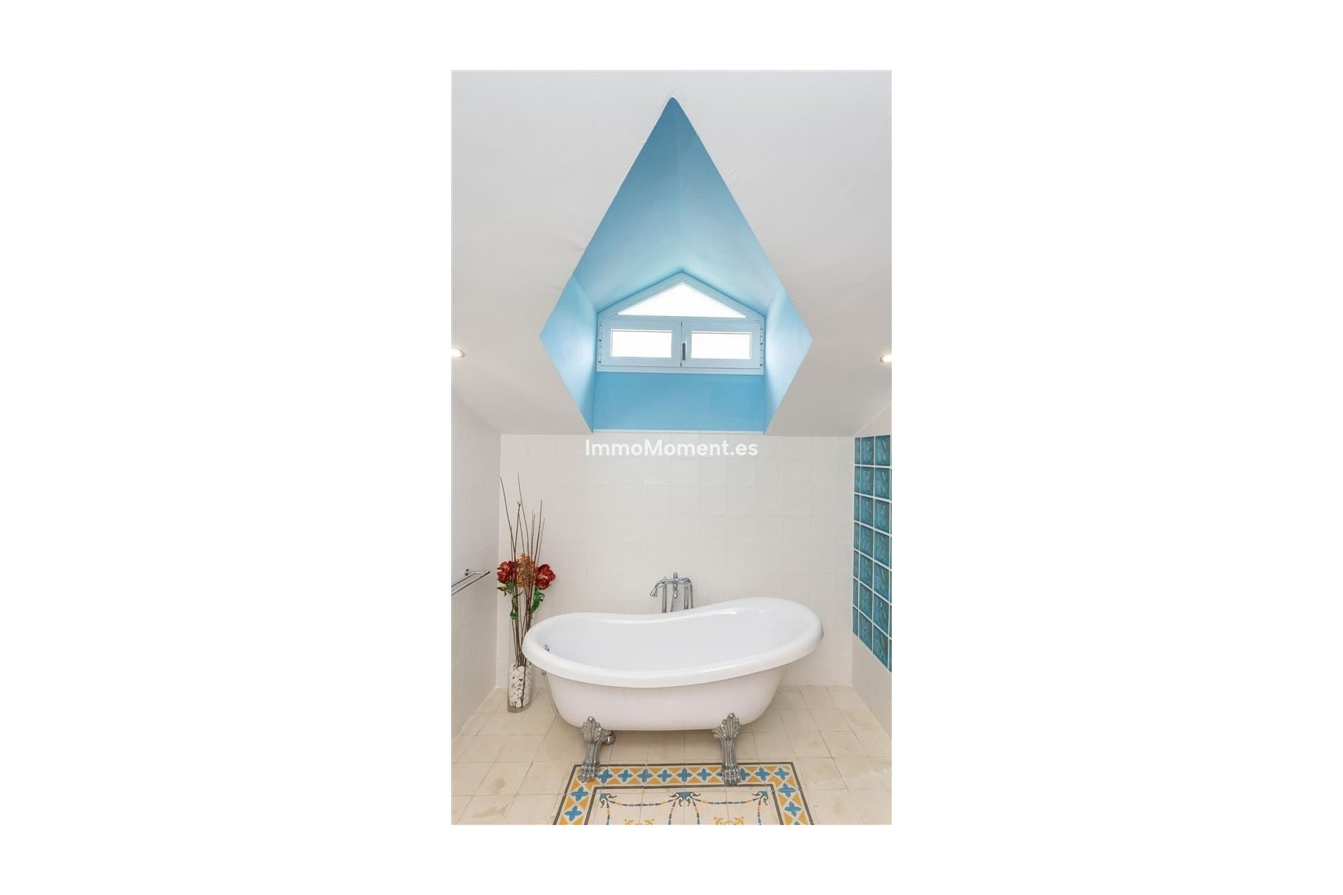 Wiederverkauf - Villa -   Inländisch - Alhaurín el Grande Centro