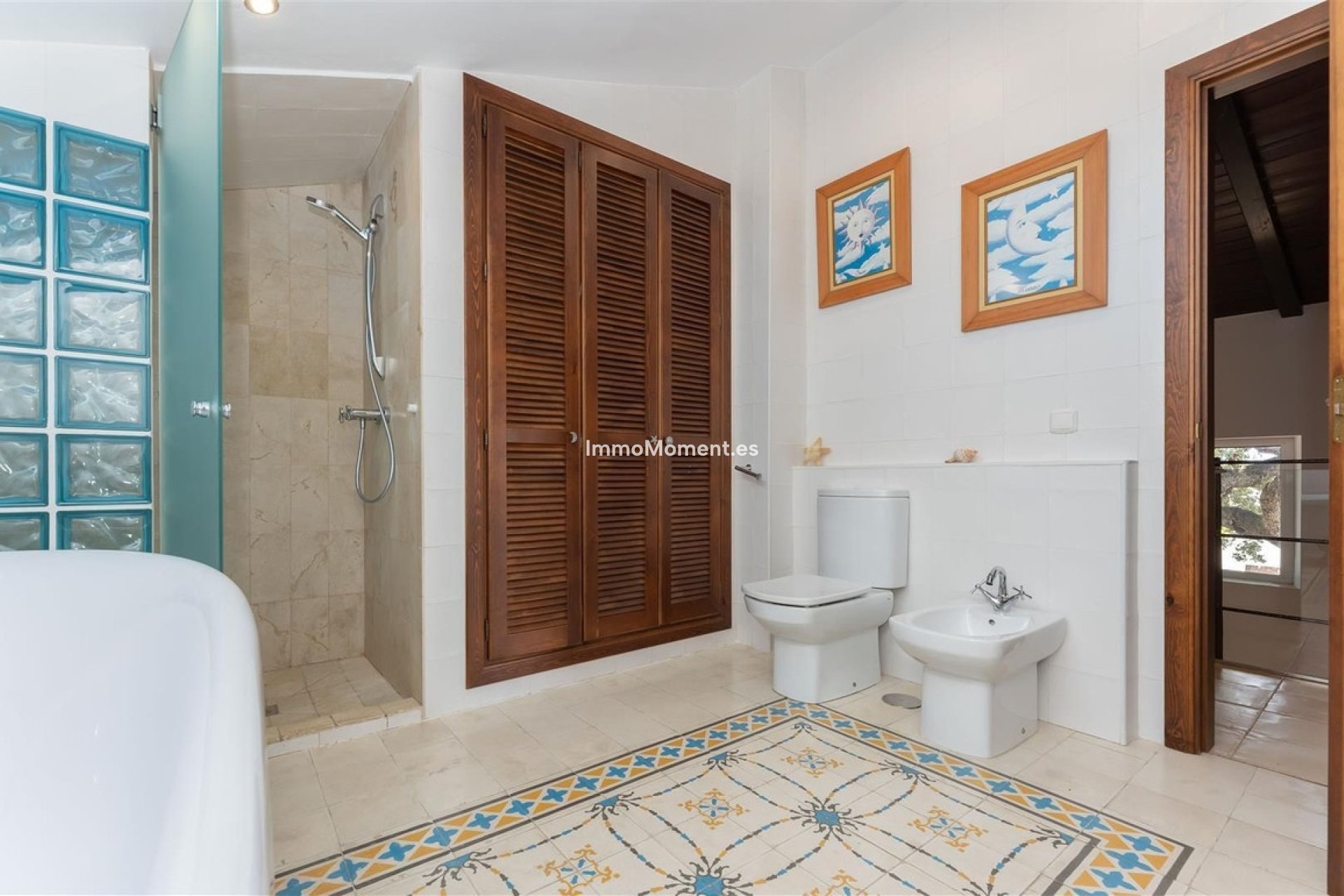 Wiederverkauf - Villa -   Inländisch - Alhaurín el Grande Centro