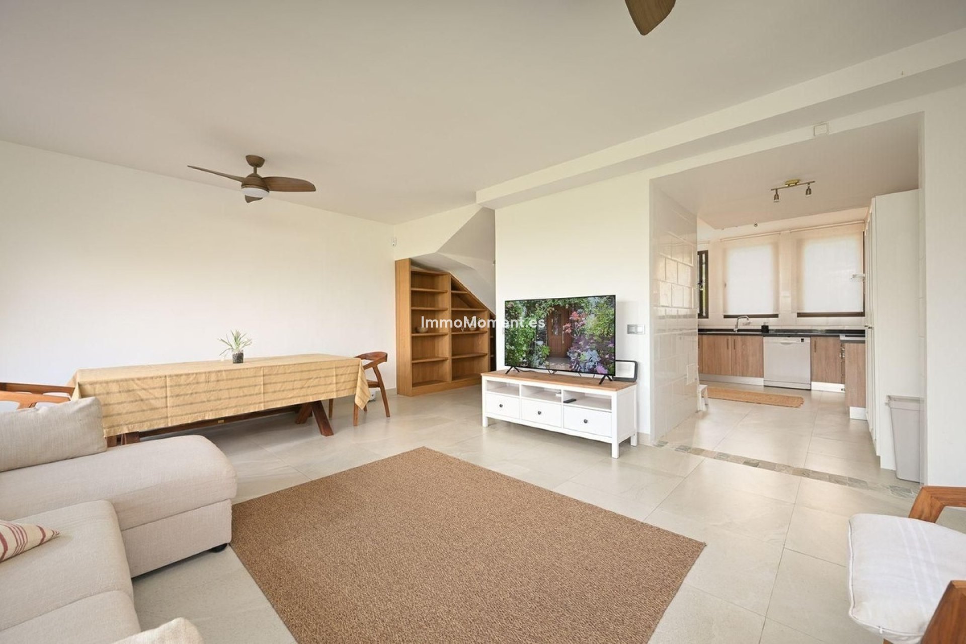 Wiederverkauf - Villa -   Inländisch - Alhaurín el Grande Centro