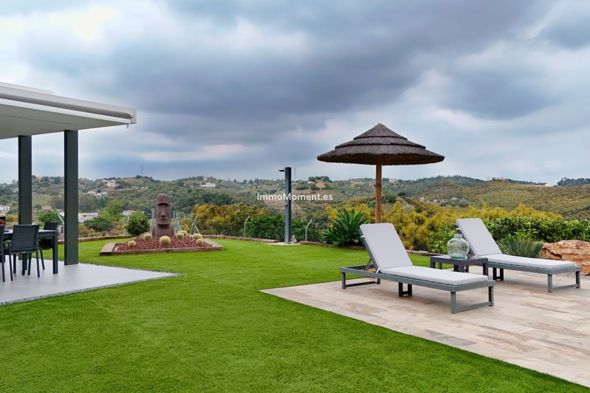 Wiederverkauf - Villa -   Inländisch - Alhaurín el Grande Centro