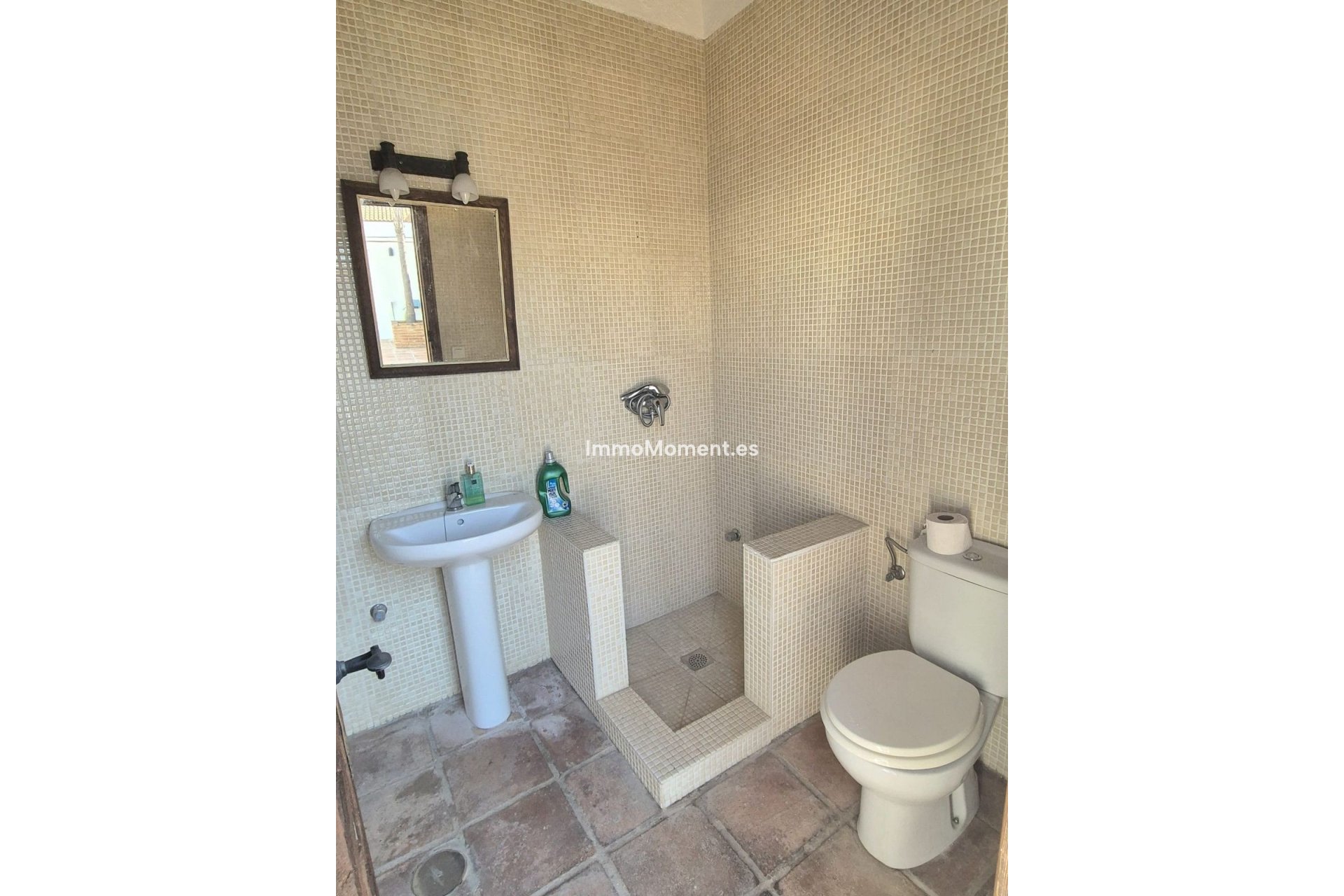 Wiederverkauf - Villa -   Inländisch - Alhaurín Golf