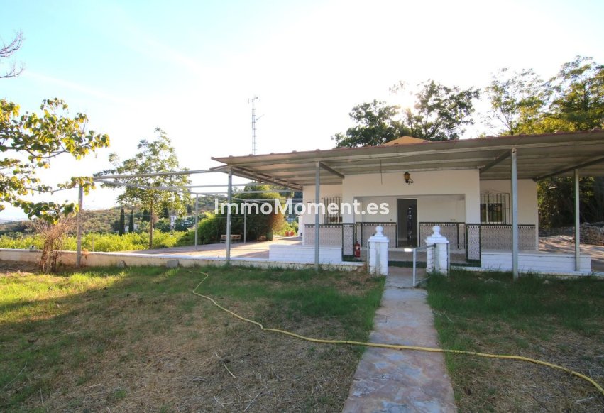 Wiederverkauf - Villa -   Inländisch - Alora