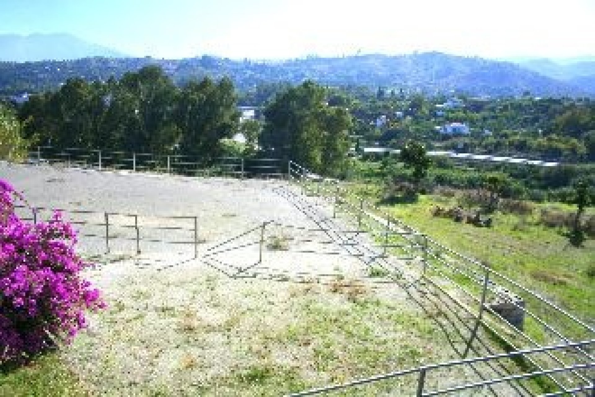 Wiederverkauf - Villa -   Inländisch - Coín