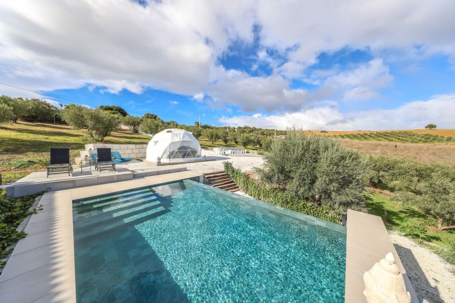 Wiederverkauf - Villa -   Inländisch - Coín