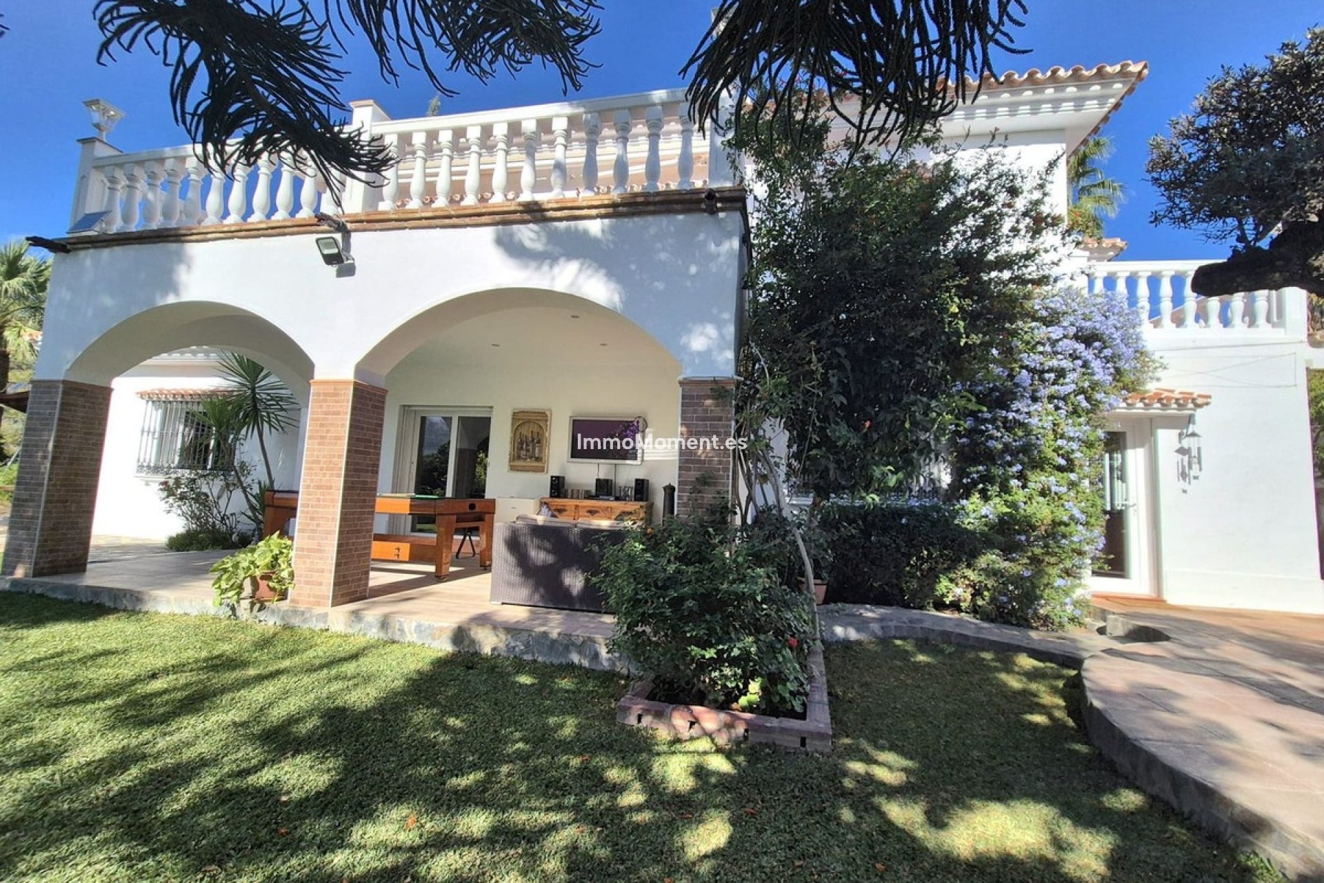 Wiederverkauf - Villa -   Inländisch - Coín