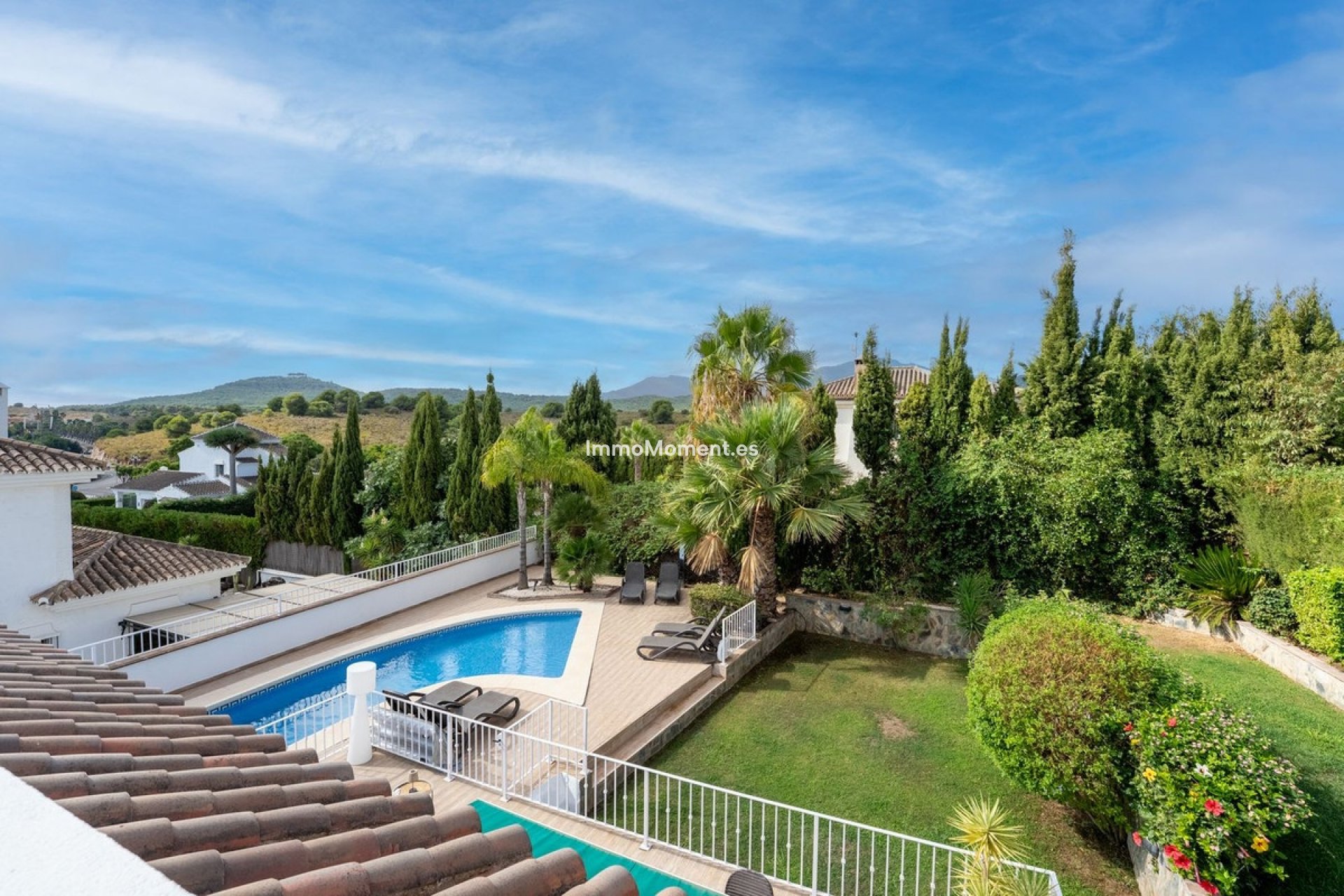 Wiederverkauf - Villa -   Inländisch - Coín