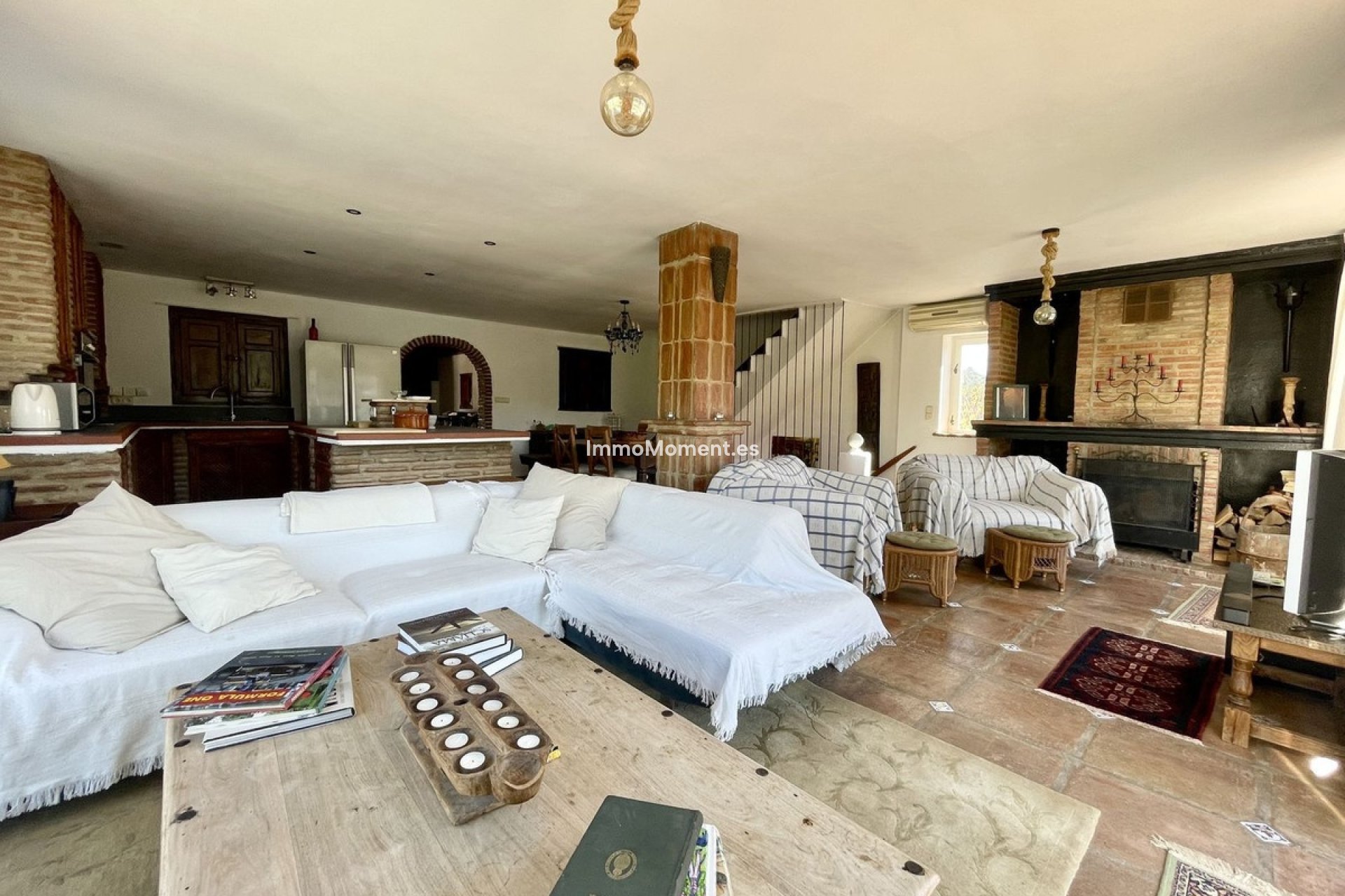 Wiederverkauf - Villa -   Inländisch - Istán