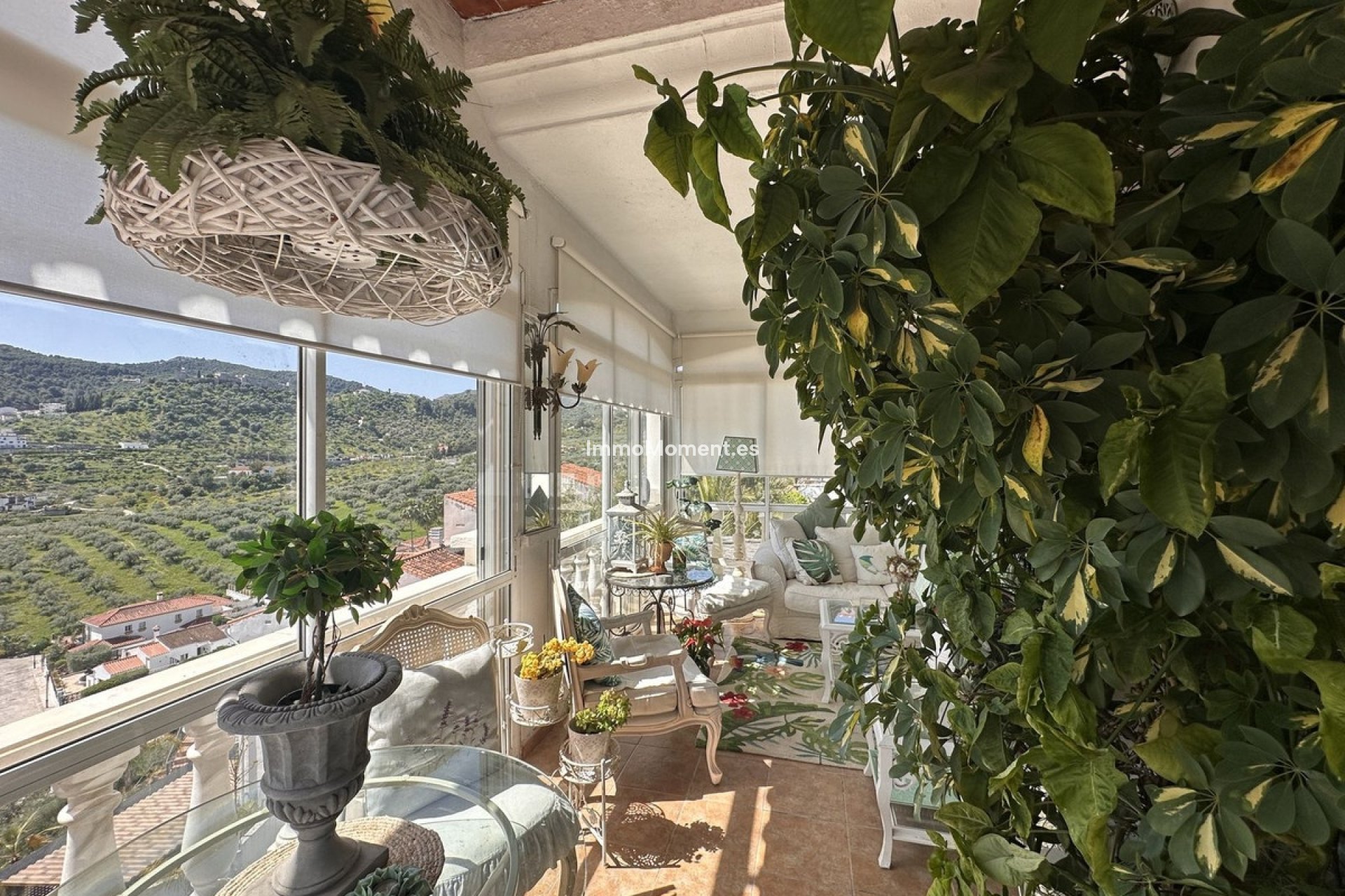 Wiederverkauf - Villa -   Inländisch - Monda