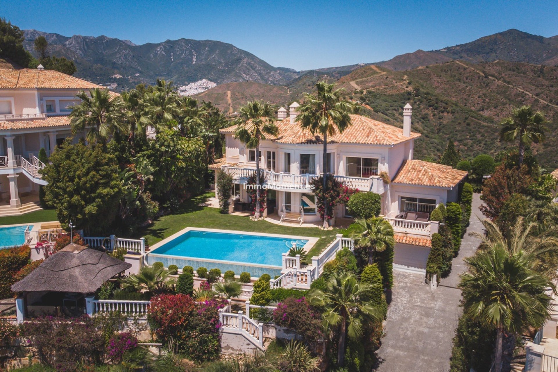 Wiederverkauf - Villa - Marbella - Altos de los Monteros