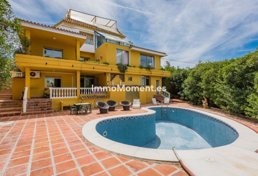 Wiederverkauf - Villa - Marbella - El Rosario