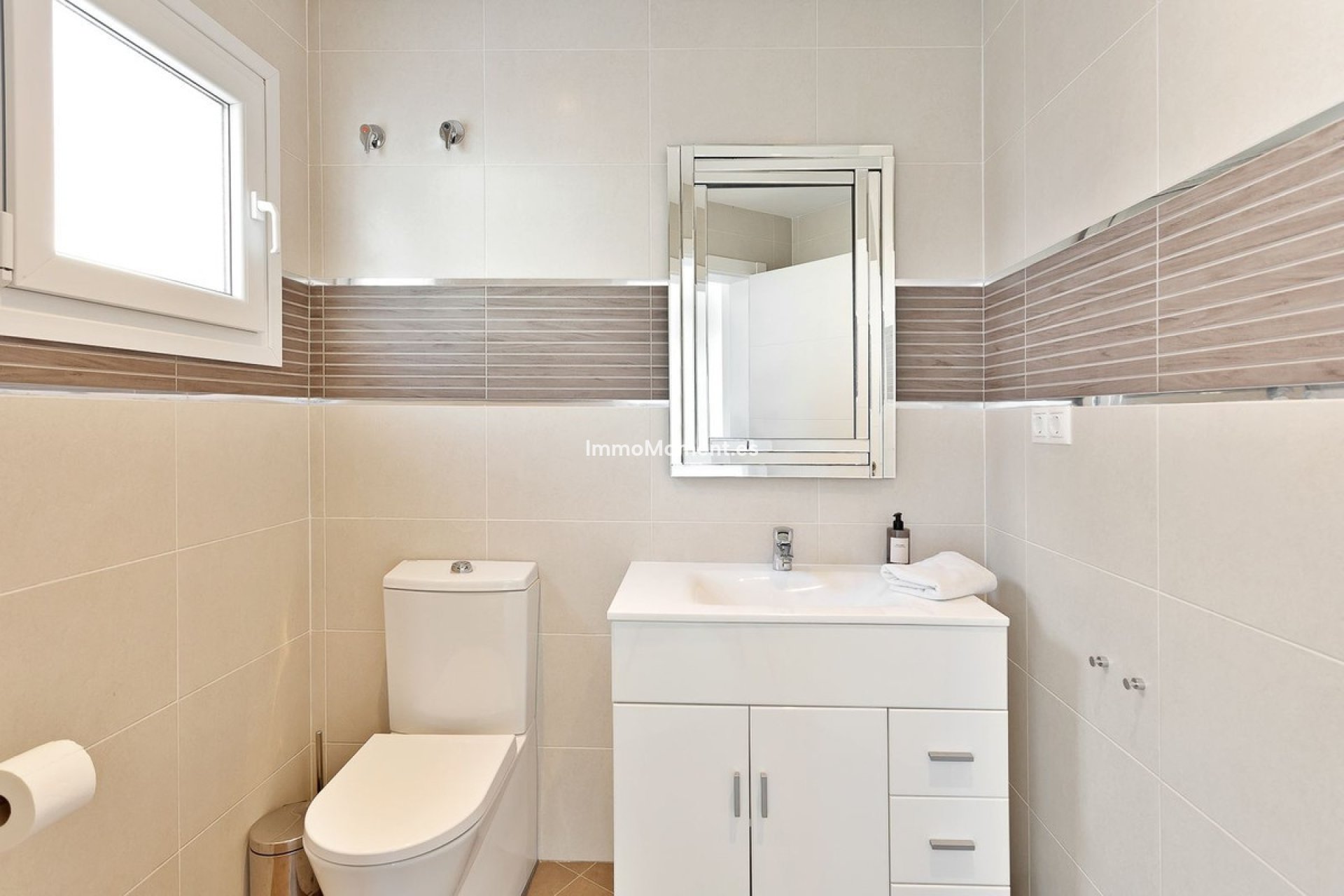 Wiederverkauf - Villa - Marbella - El Rosario