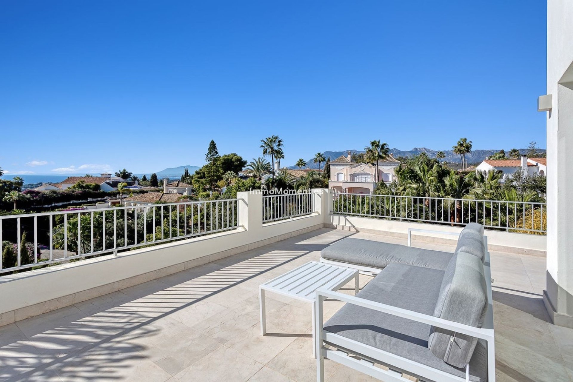 Wiederverkauf - Villa - Marbella - El Rosario