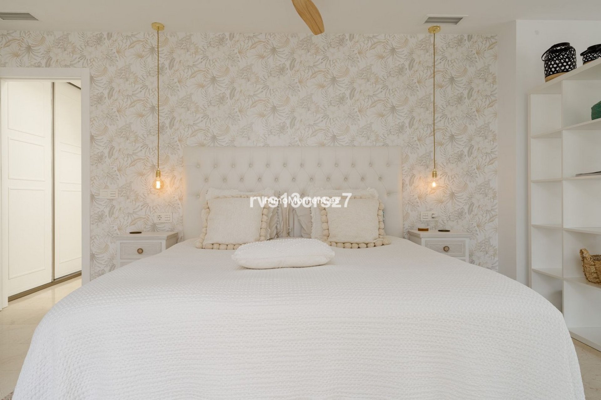 Wiederverkauf - Villa - Marbella - El Rosario