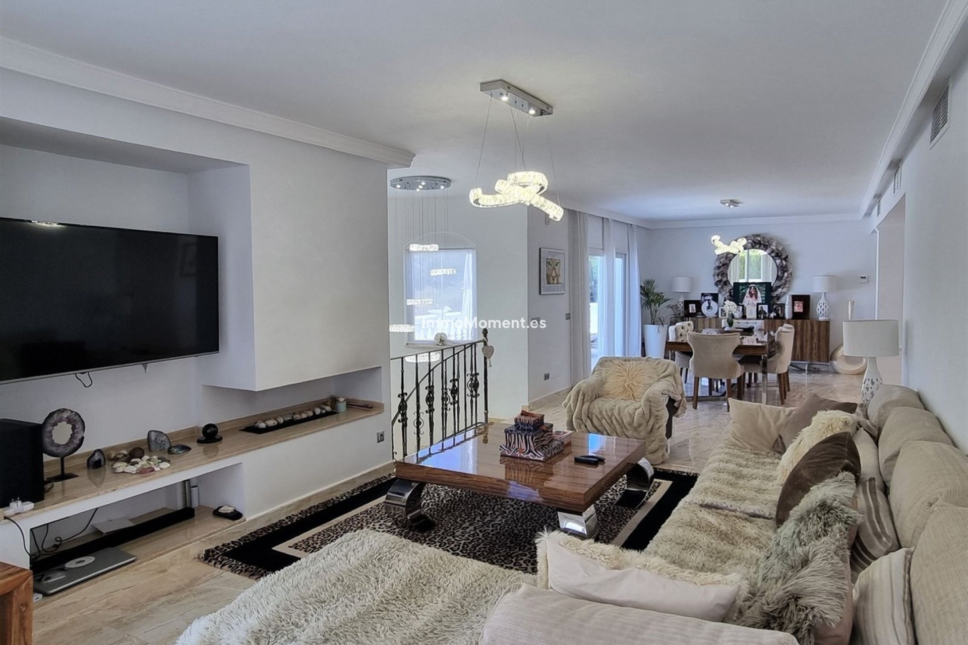 Wiederverkauf - Villa - Marbella - Elviria