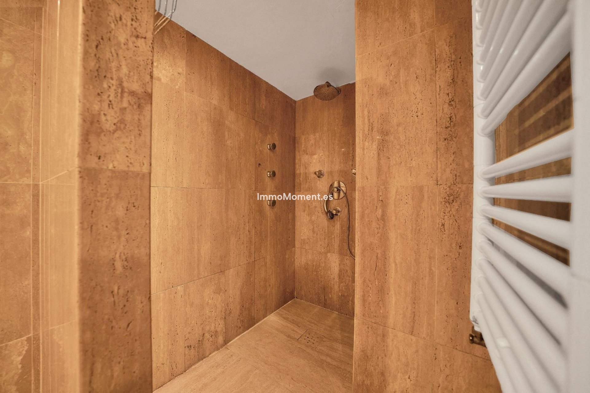 Wiederverkauf - Villa - Marbella - Elviria