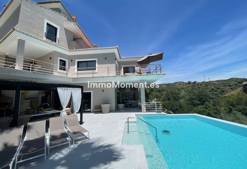 Wiederverkauf - Villa - Marbella - Elviria