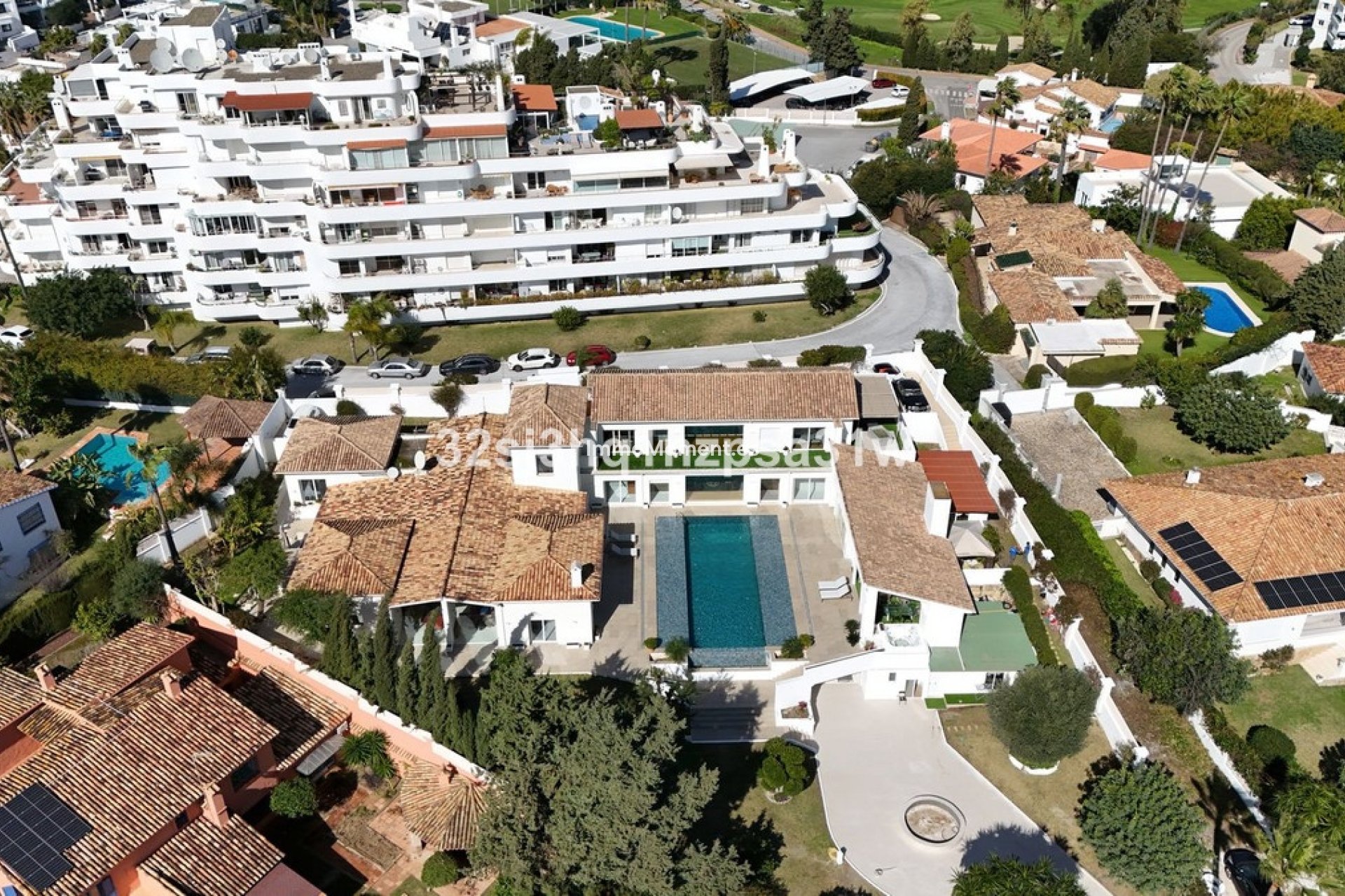 Wiederverkauf - Villa - Marbella - Guadalmina Alta