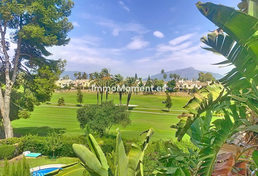 Wiederverkauf - Villa - Marbella - Guadalmina Alta