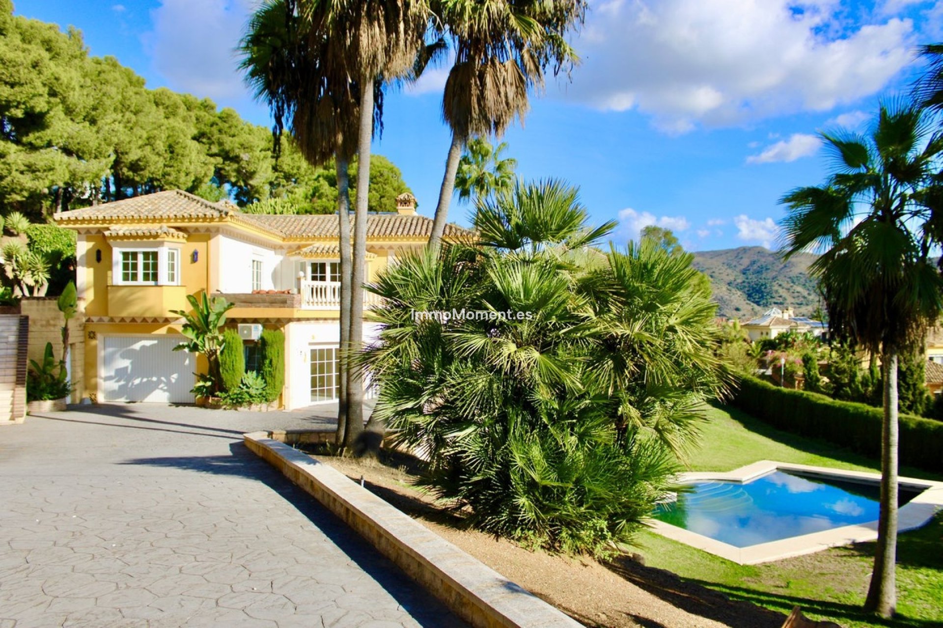 Wiederverkauf - Villa - Marbella - Hacienda Las Chapas