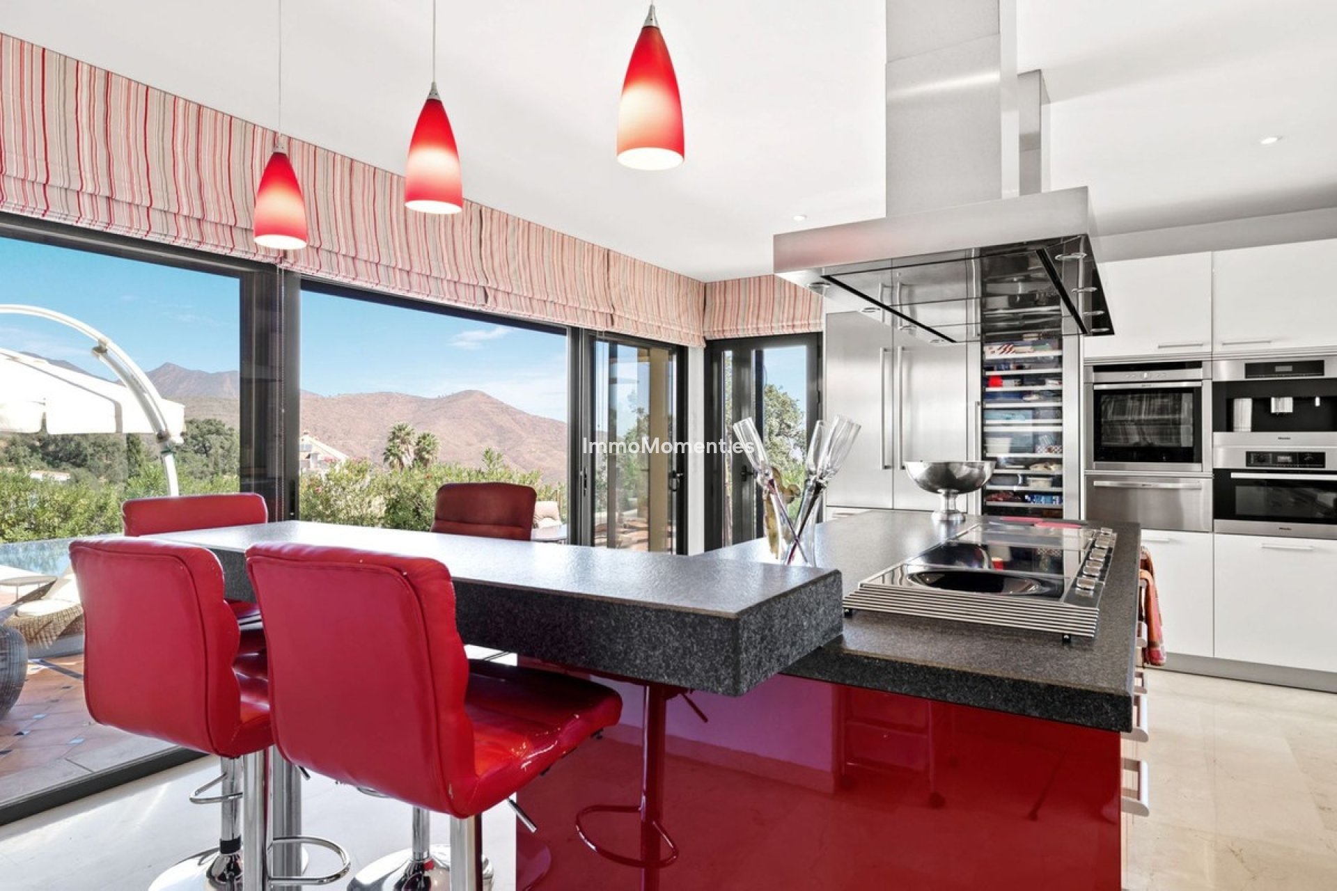 Wiederverkauf - Villa - Marbella - La Mairena