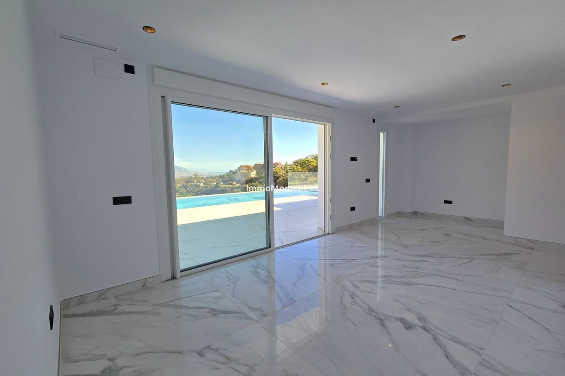 Wiederverkauf - Villa - Marbella - La Mairena