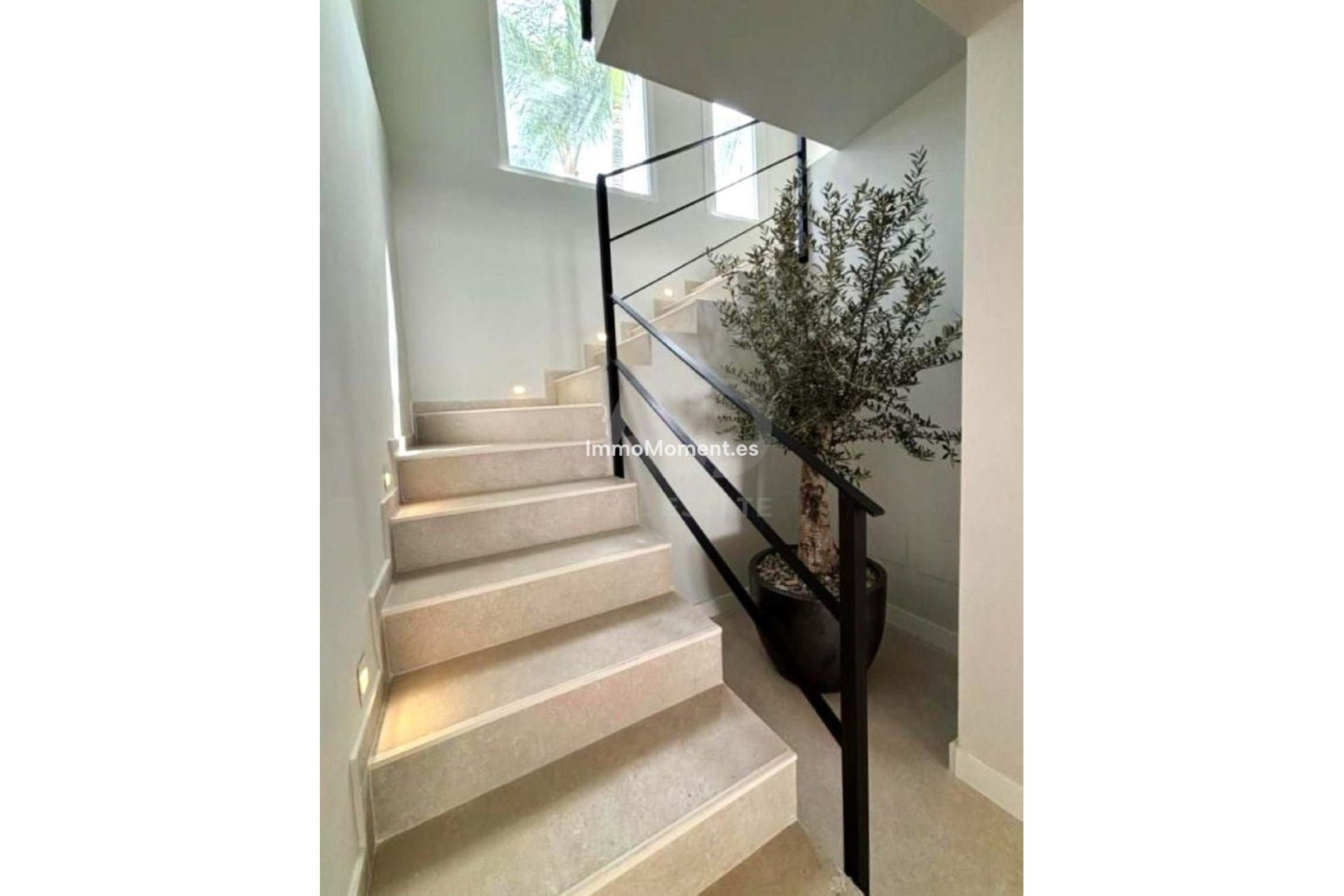 Wiederverkauf - Villa - Marbella - Marbella Centro