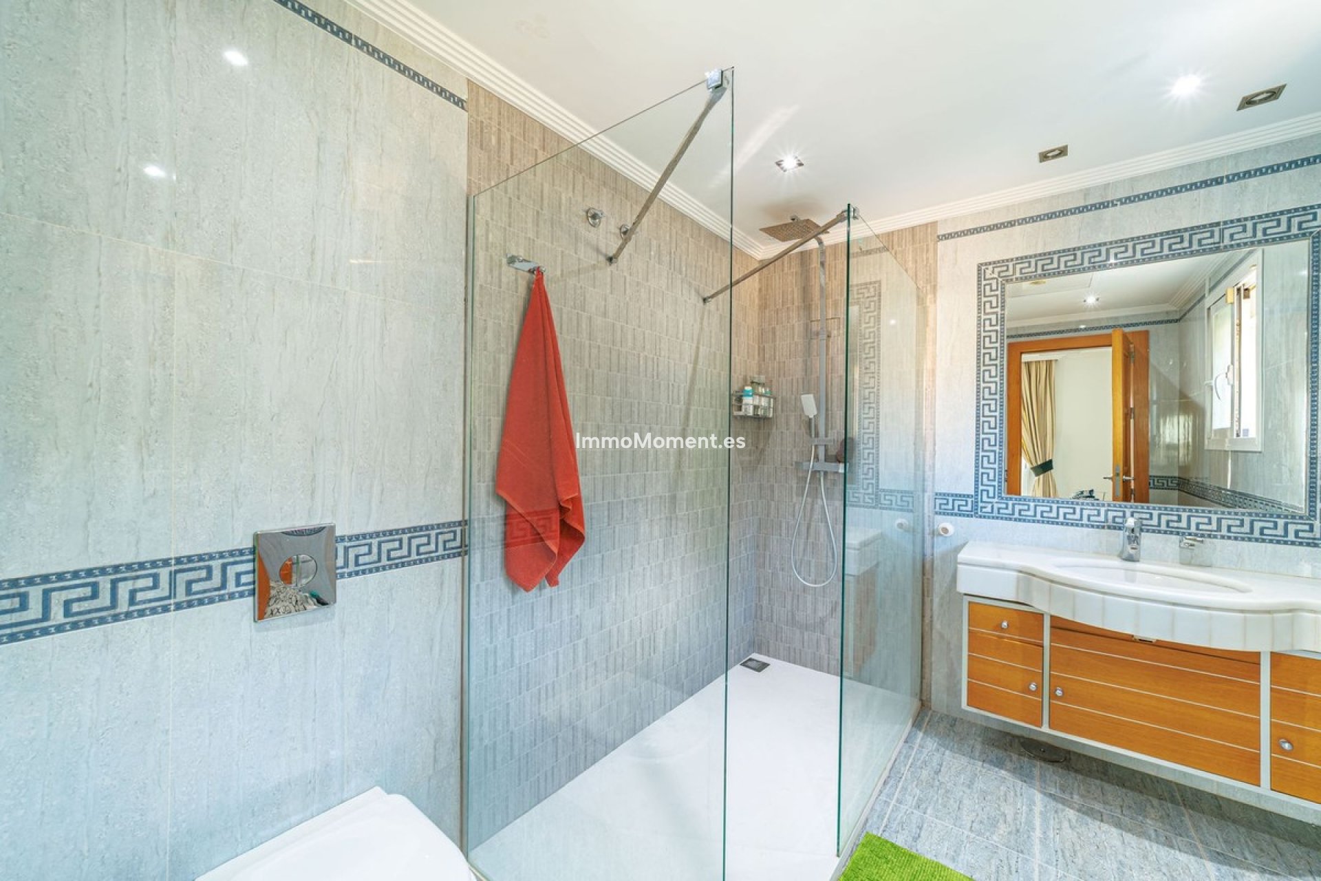 Wiederverkauf - Villa - Marbella - Marbella Centro