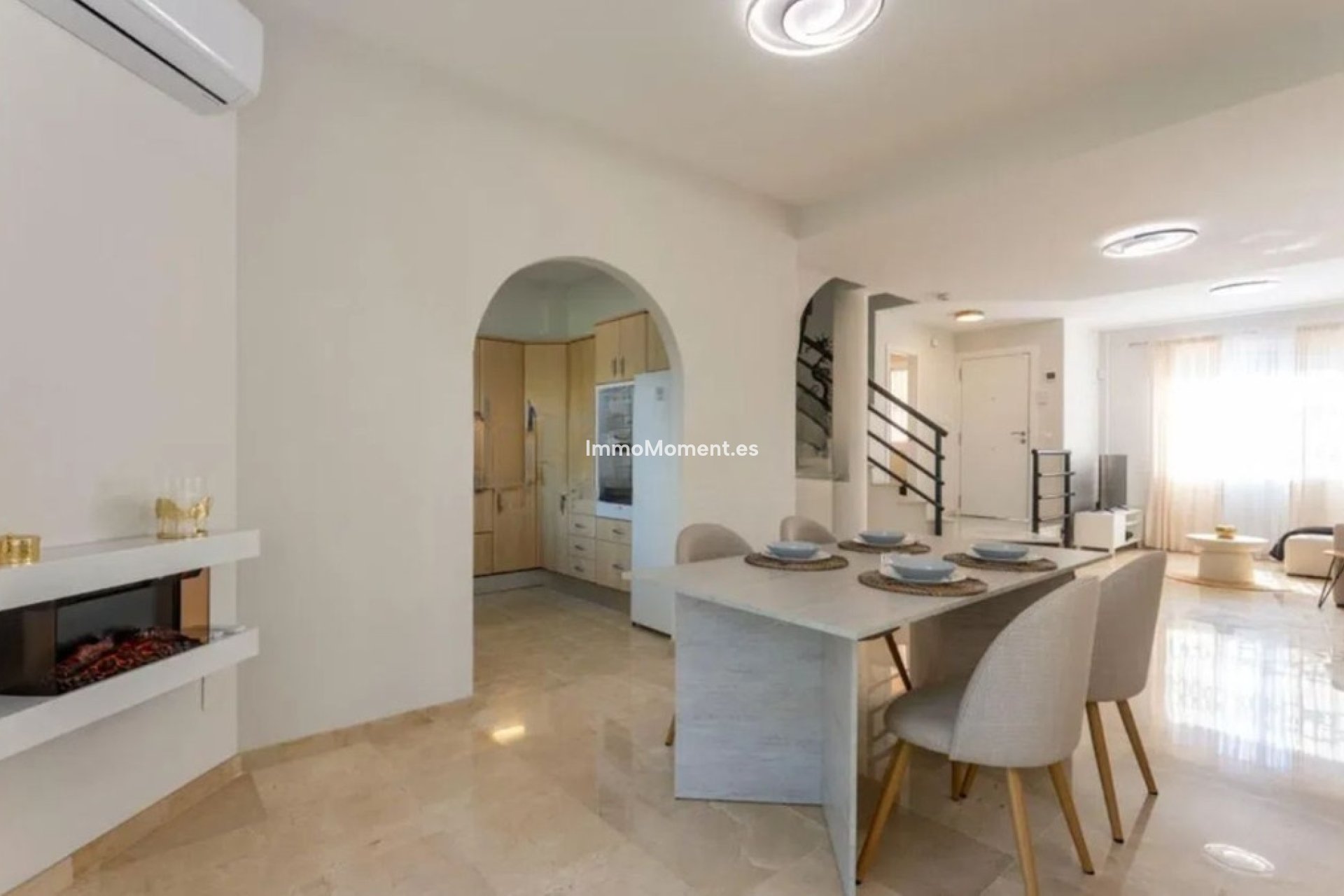 Wiederverkauf - Villa - Marbella - Marbella Centro