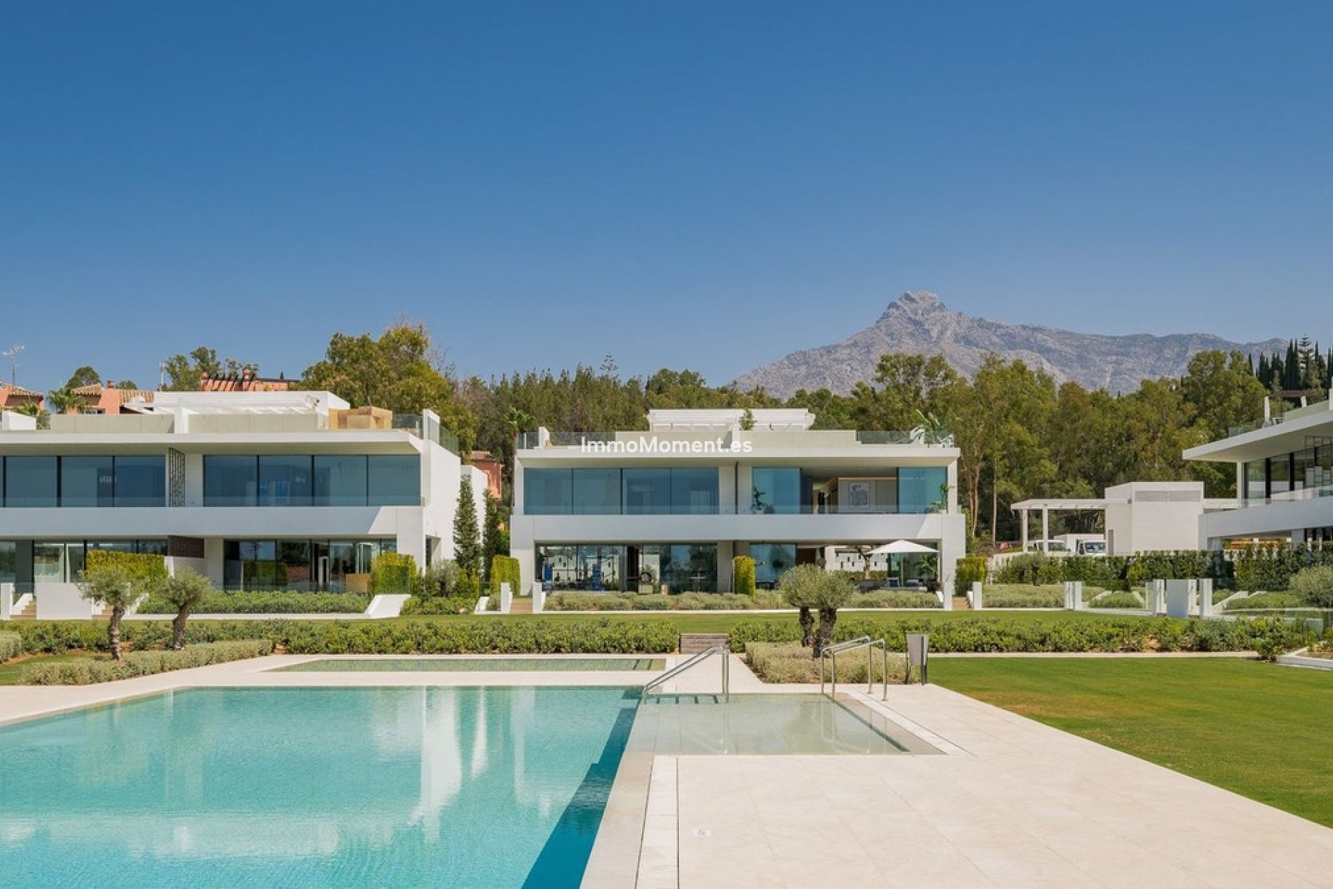 Wiederverkauf - Villa - Marbella - Marbella Centro