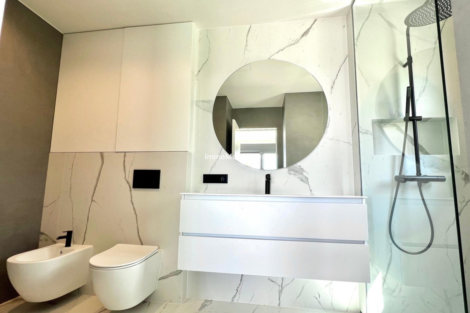 Wiederverkauf - Villa - Marbella - Marbella Centro