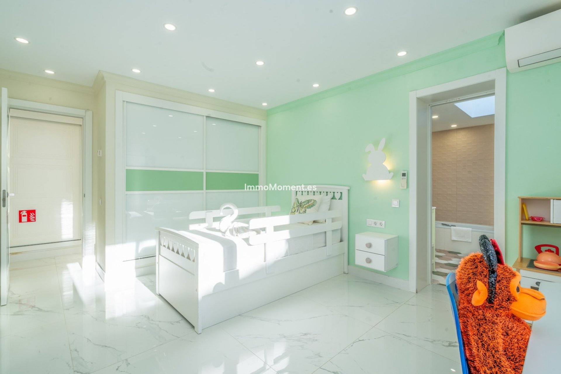 Wiederverkauf - Villa - Marbella - Marbella Centro