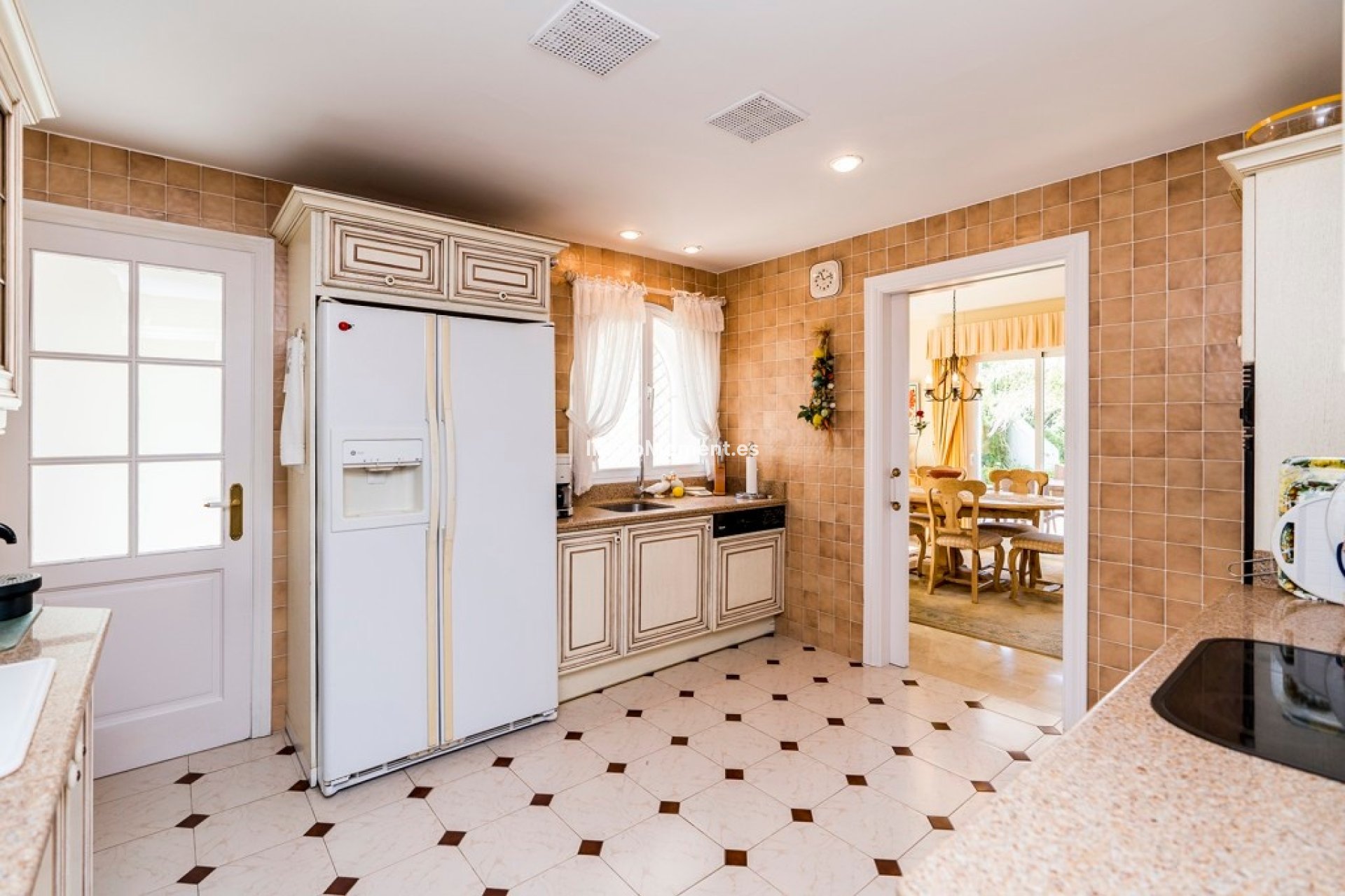 Wiederverkauf - Villa - Marbella - Marbella Centro