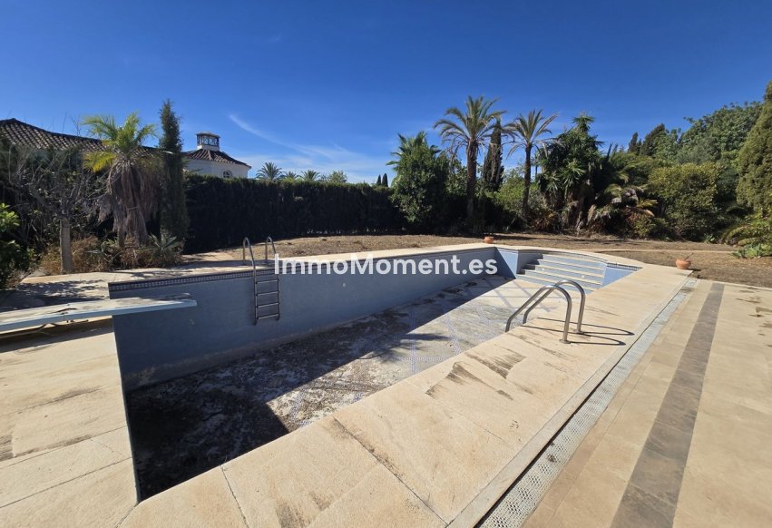 Wiederverkauf - Villa - Marbella - Marbella Centro