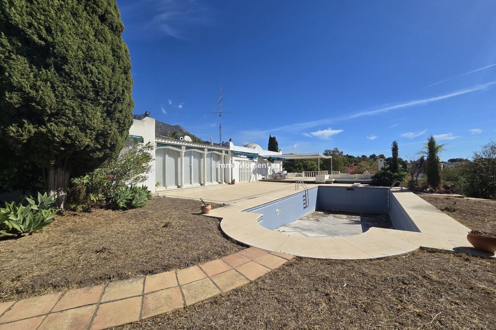 Wiederverkauf - Villa - Marbella - Marbella Centro