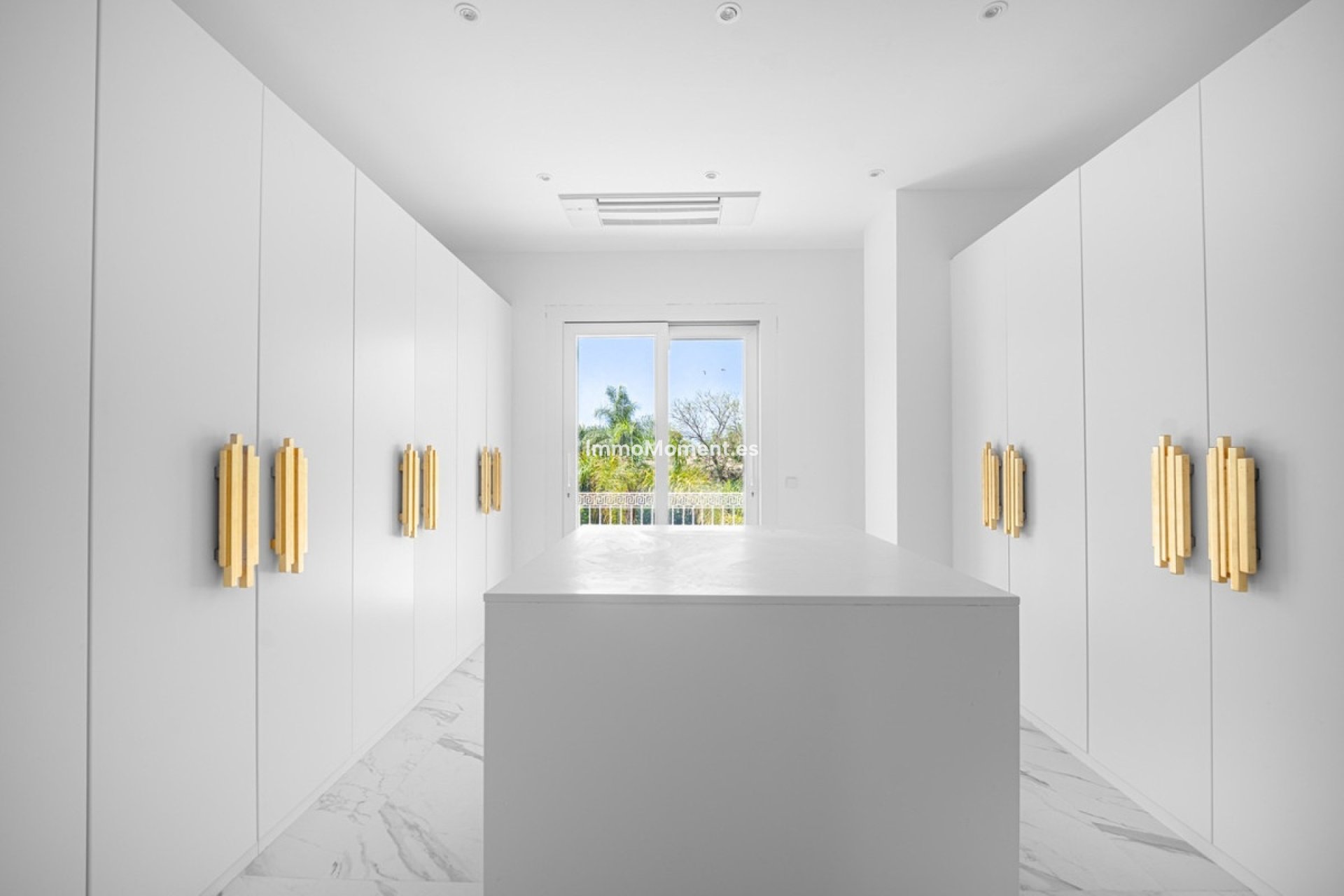 Wiederverkauf - Villa - Marbella - Marbella Centro