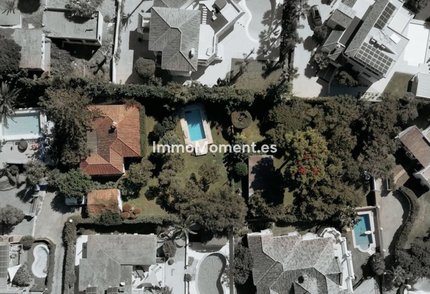 Wiederverkauf - Villa - Marbella - Marbesa