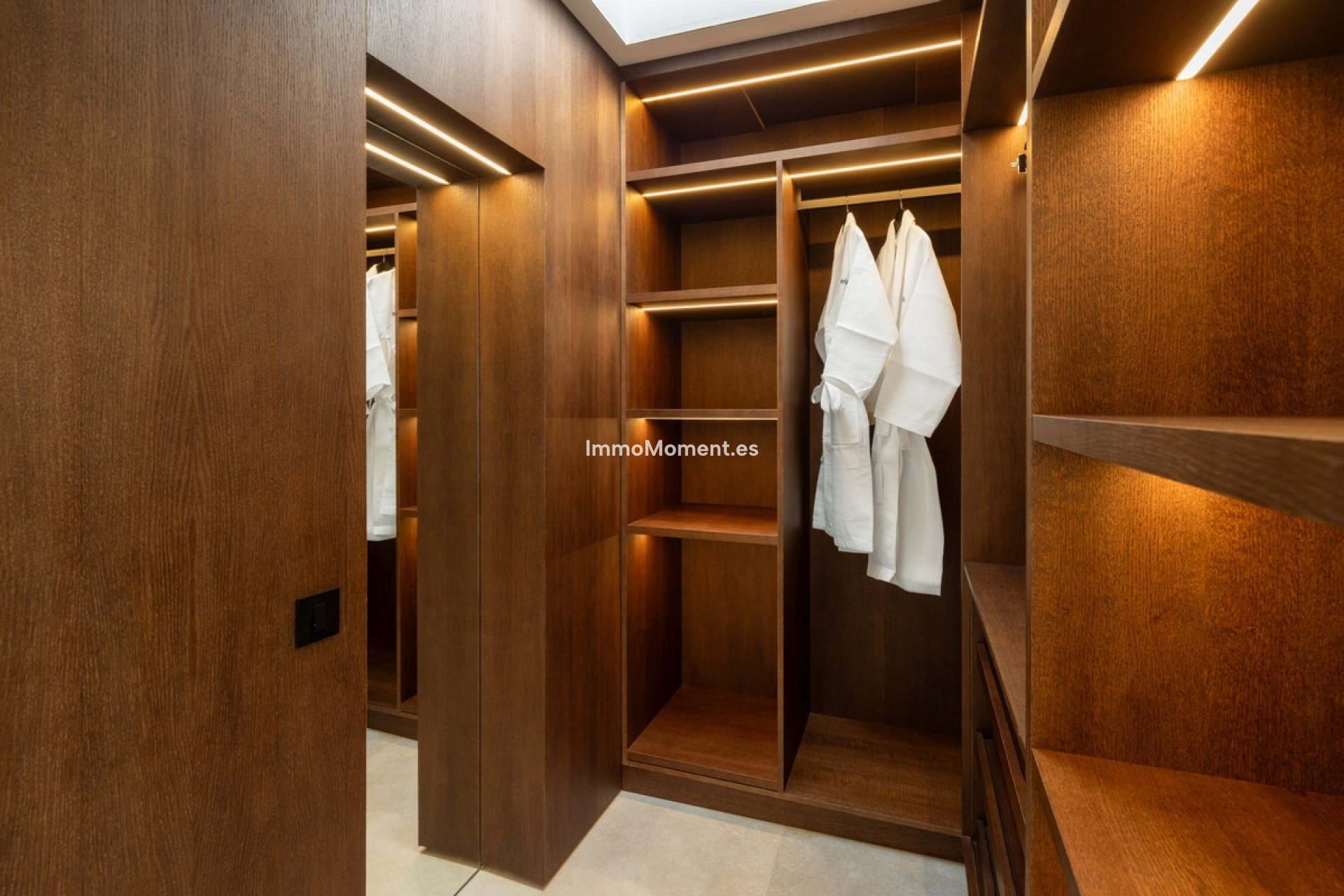 Wiederverkauf - Villa - Marbella - Nueva Andalucía