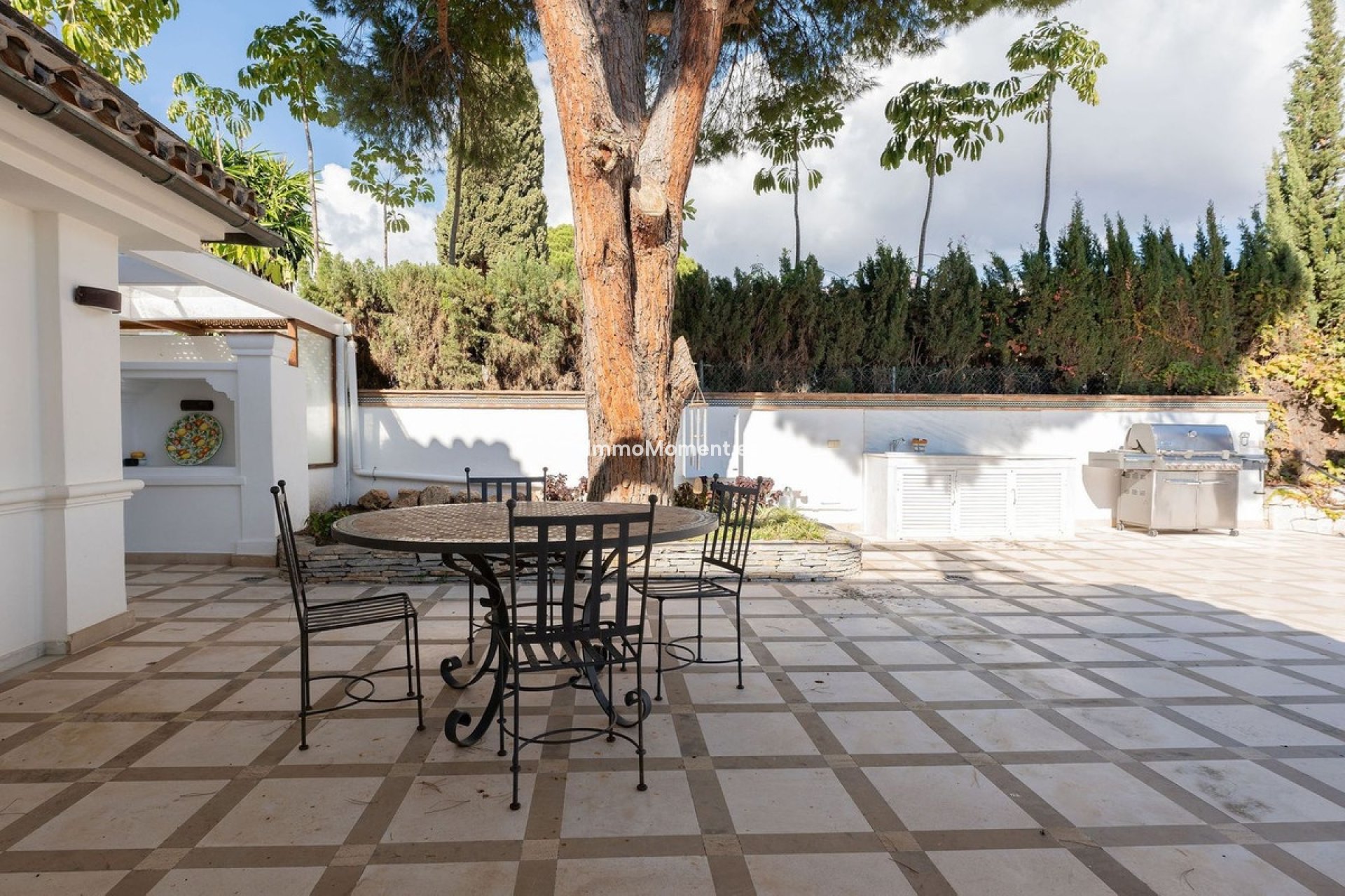 Wiederverkauf - Villa - Marbella - Nueva Andalucía