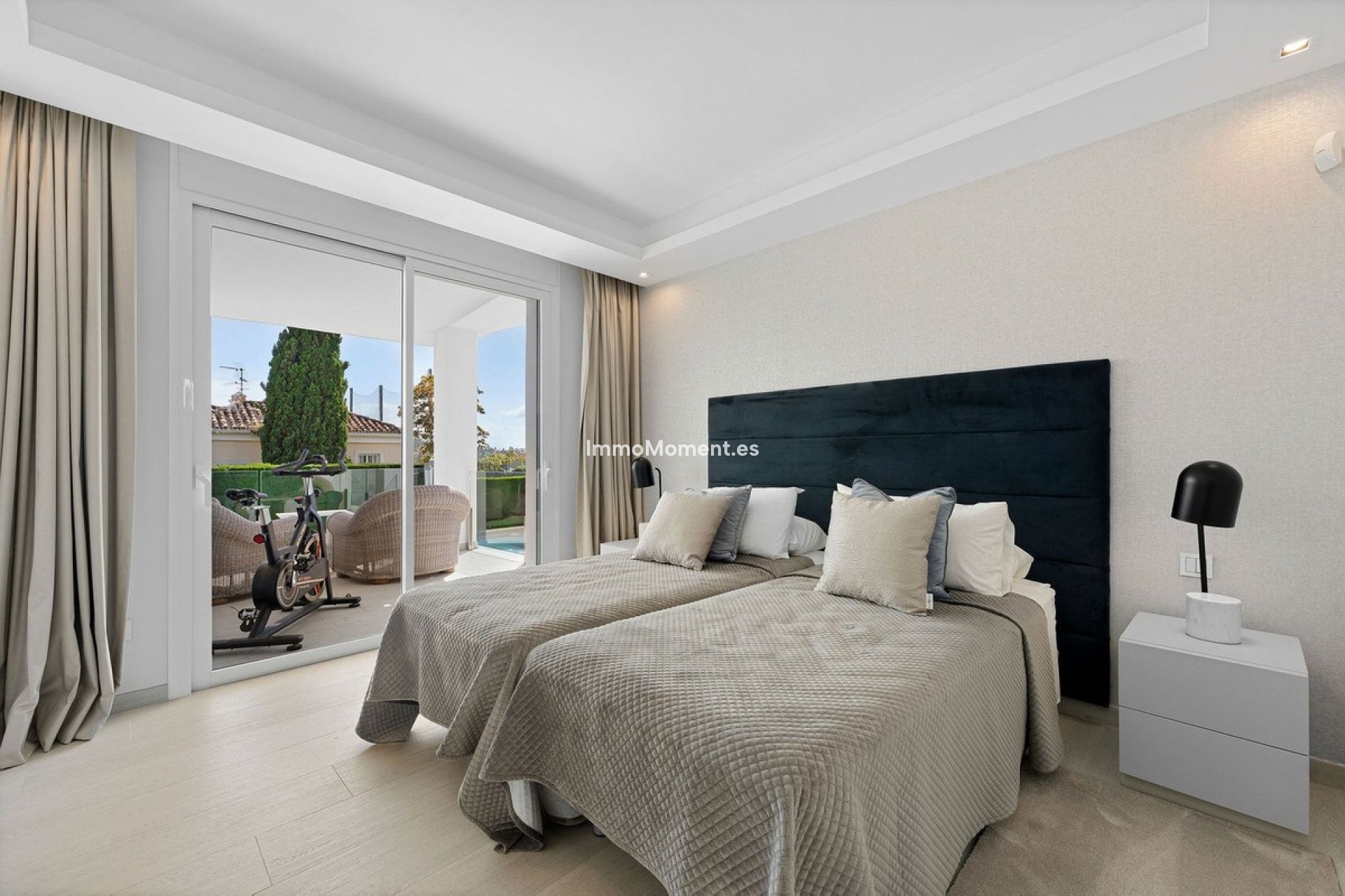 Wiederverkauf - Villa - Marbella - Nueva Andalucía