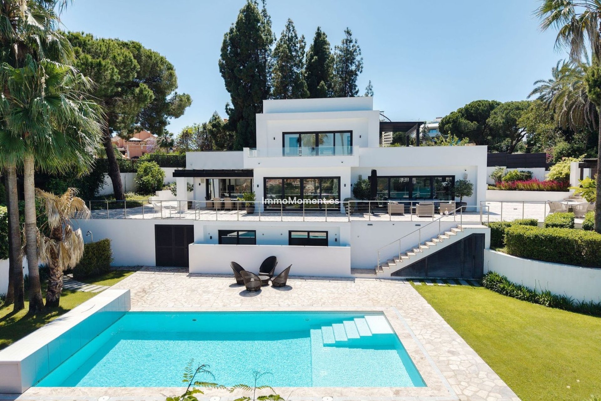 Wiederverkauf - Villa - Marbella - Nueva Andalucía