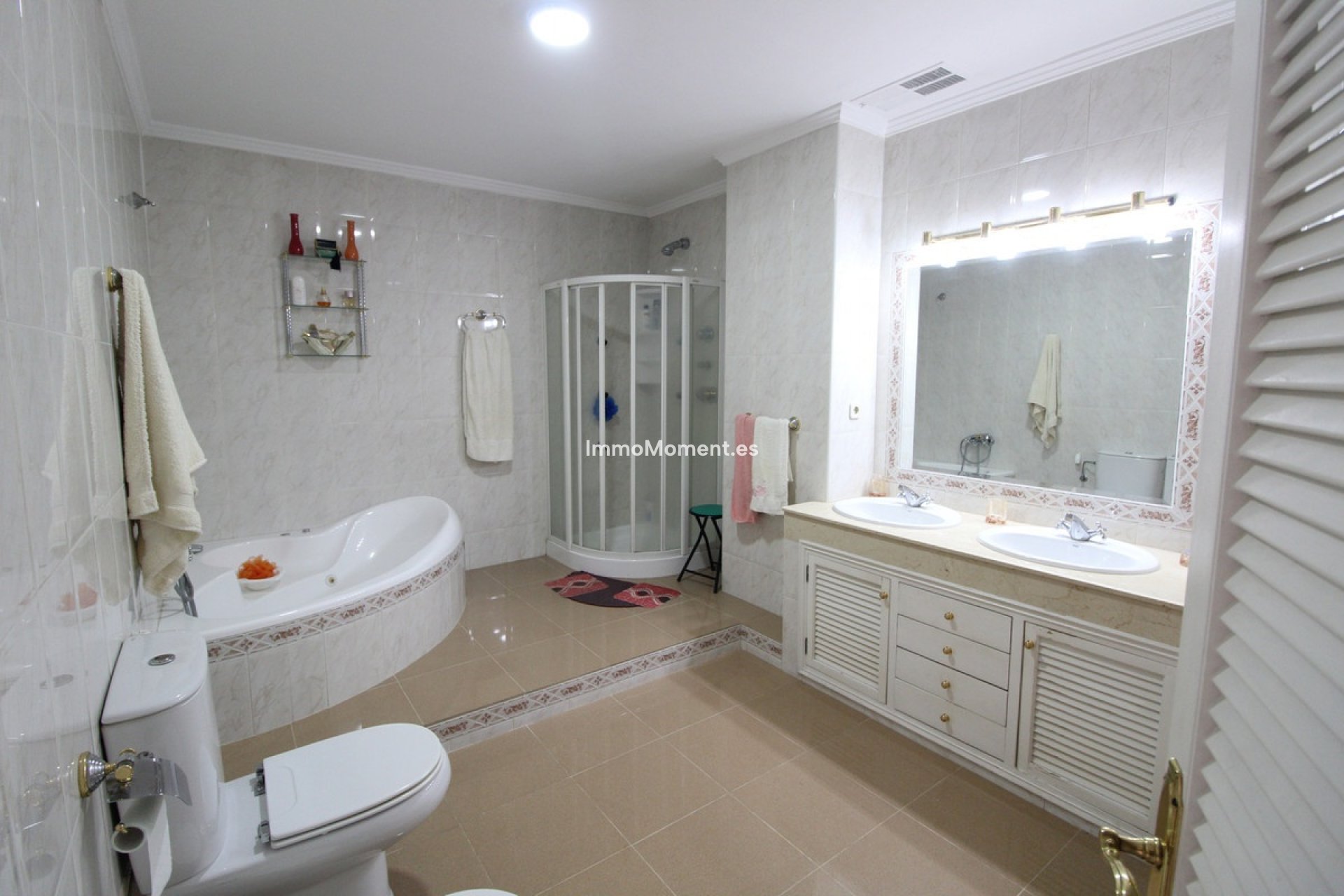 Wiederverkauf - Villa - Marbella - Nueva Andalucía