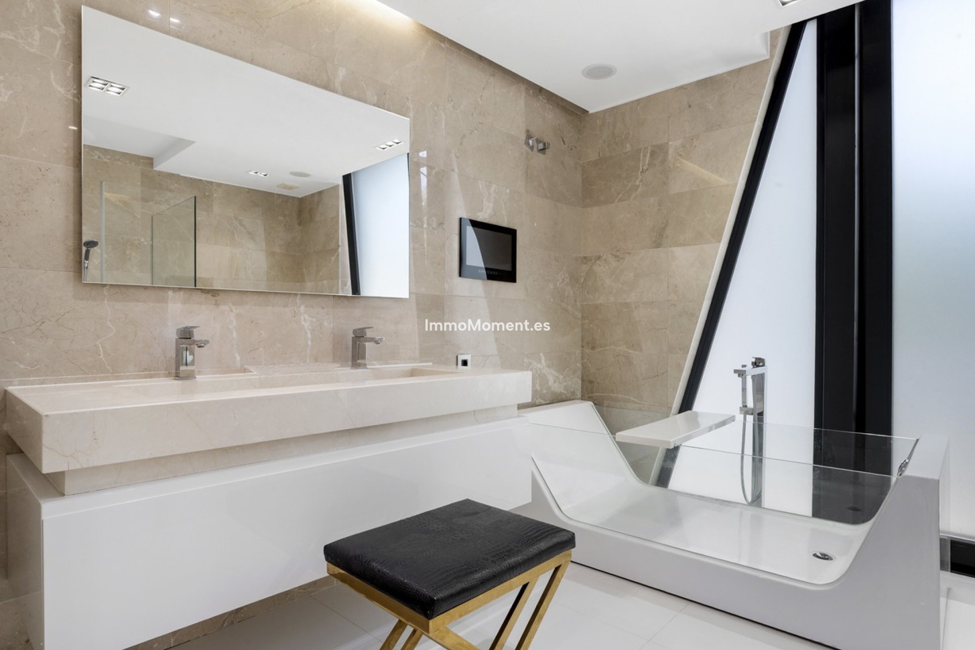 Wiederverkauf - Villa - Marbella - Nueva Andalucía