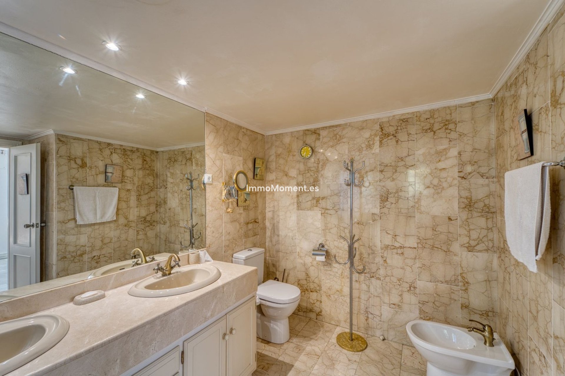 Wiederverkauf - Villa - Marbella - Nueva Andalucía