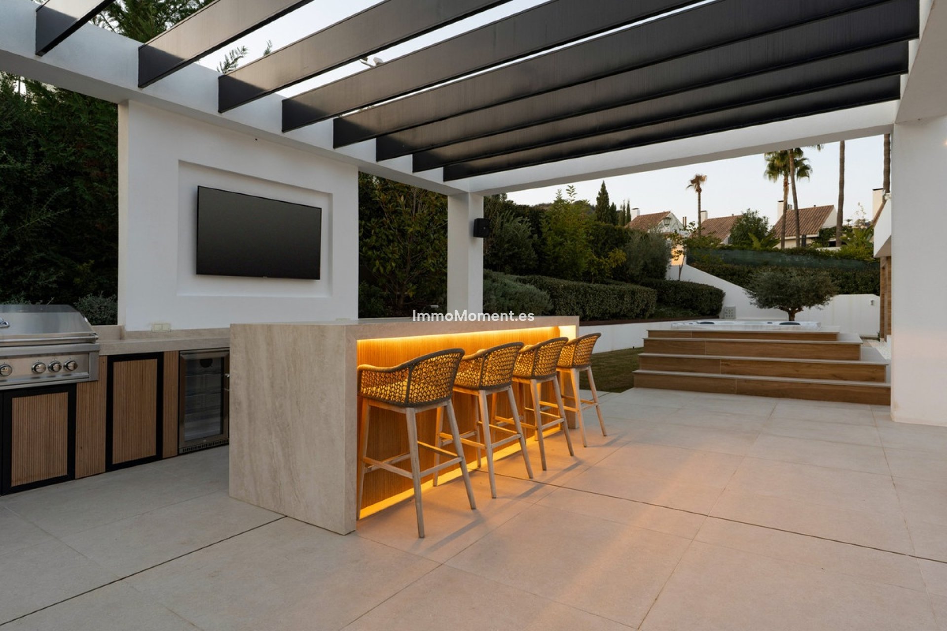 Wiederverkauf - Villa - Marbella - Nueva Andalucía