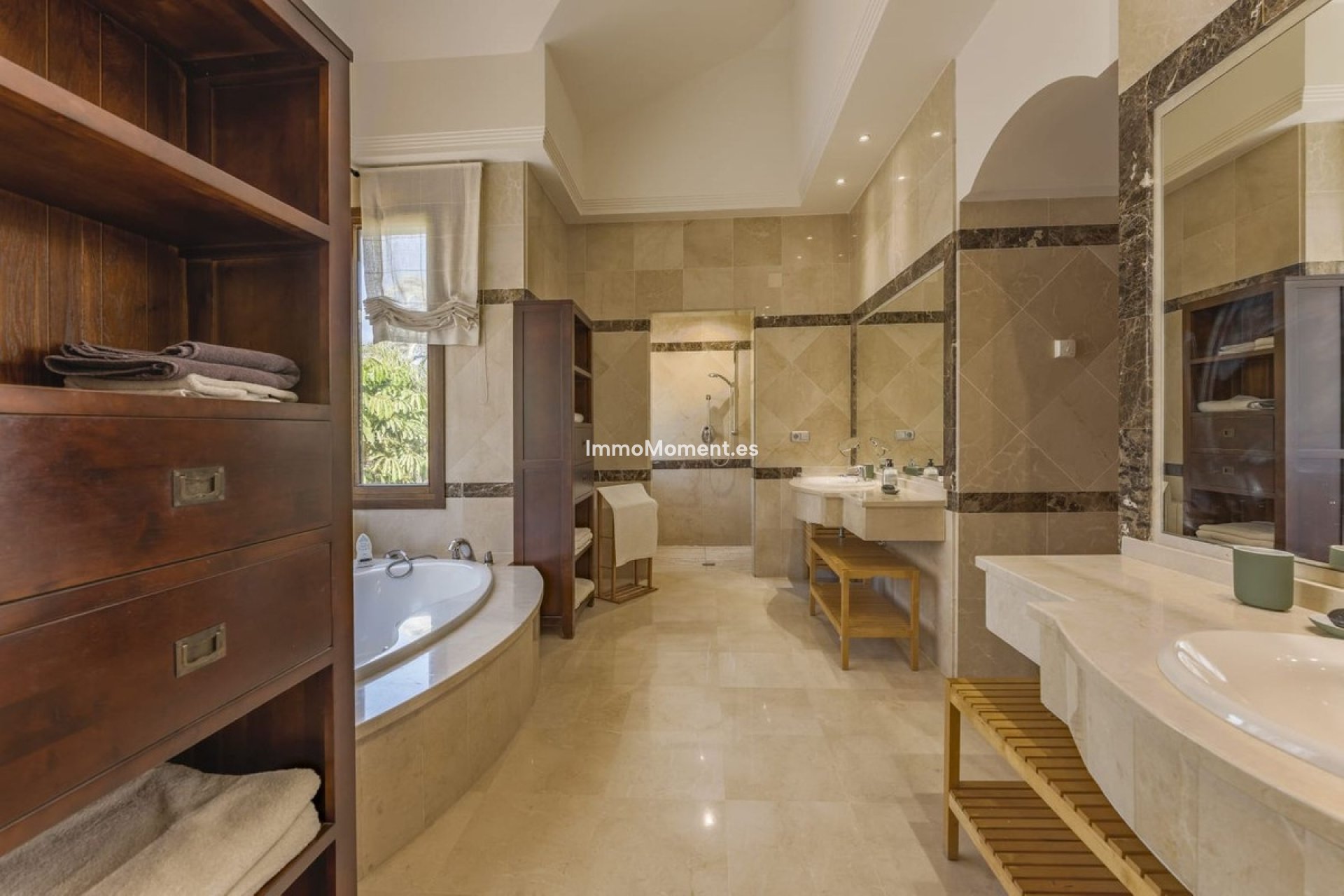 Wiederverkauf - Villa - Marbella - Nueva Andalucía